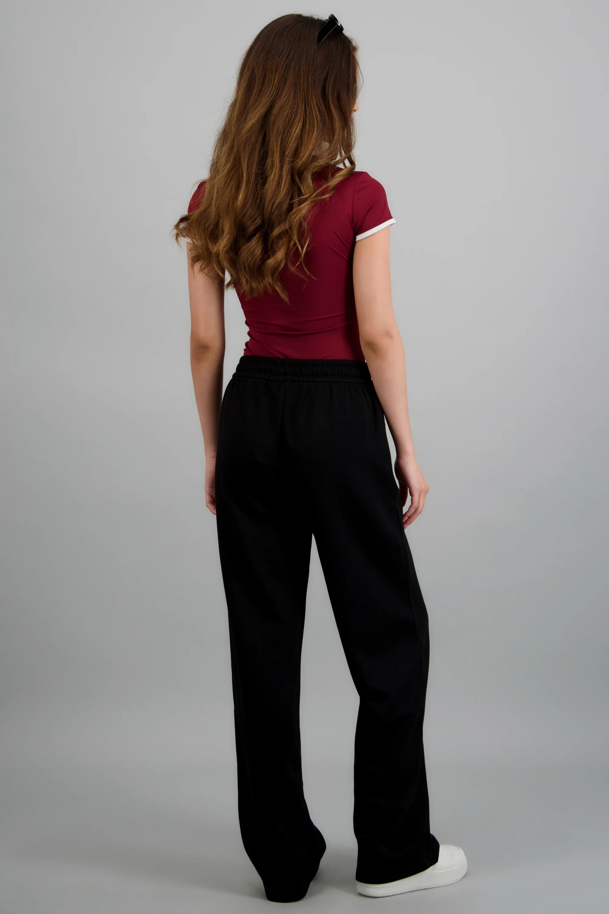 Pants lisos con bolsas - Image 4