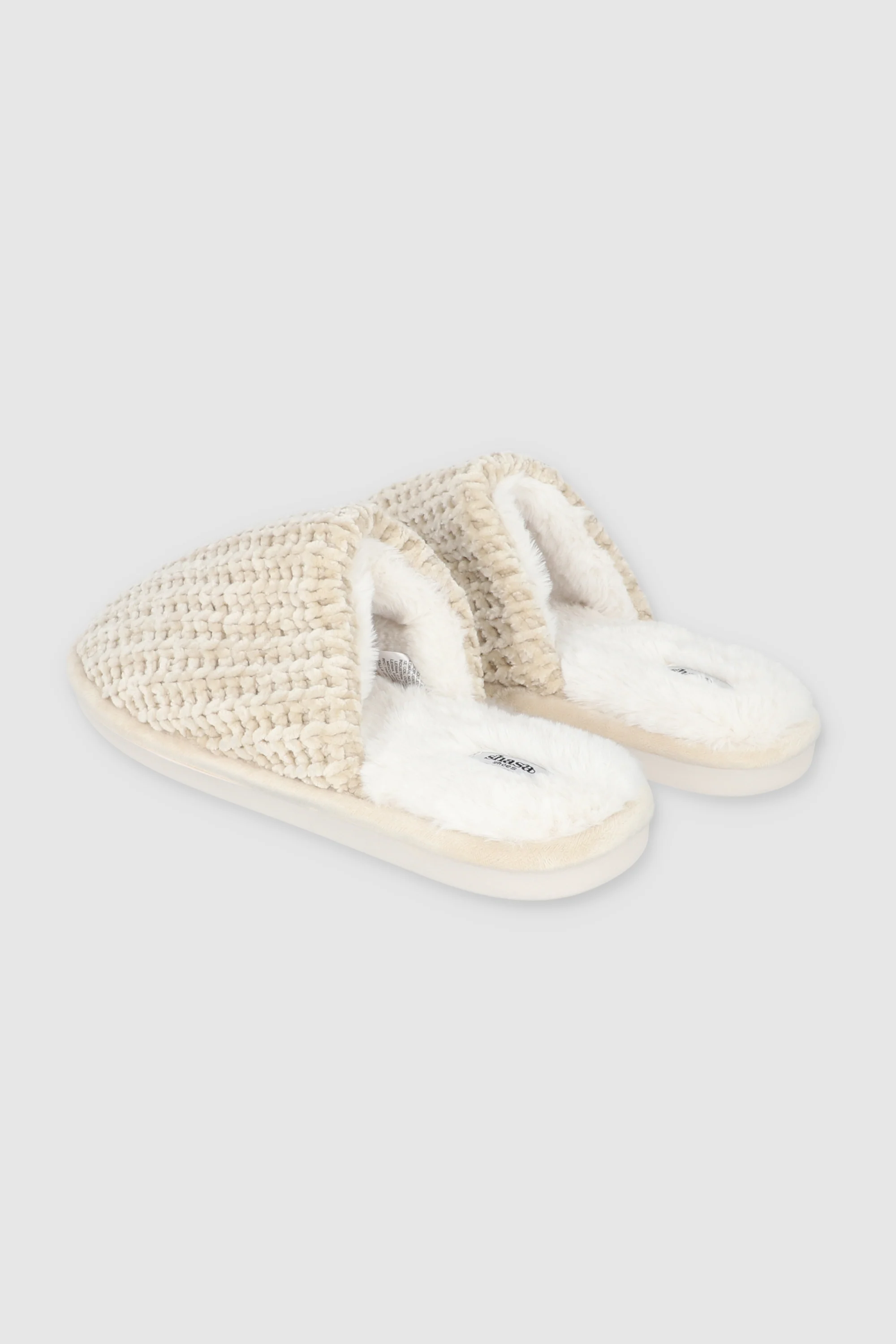 Pantufla mula tejida - Image 4