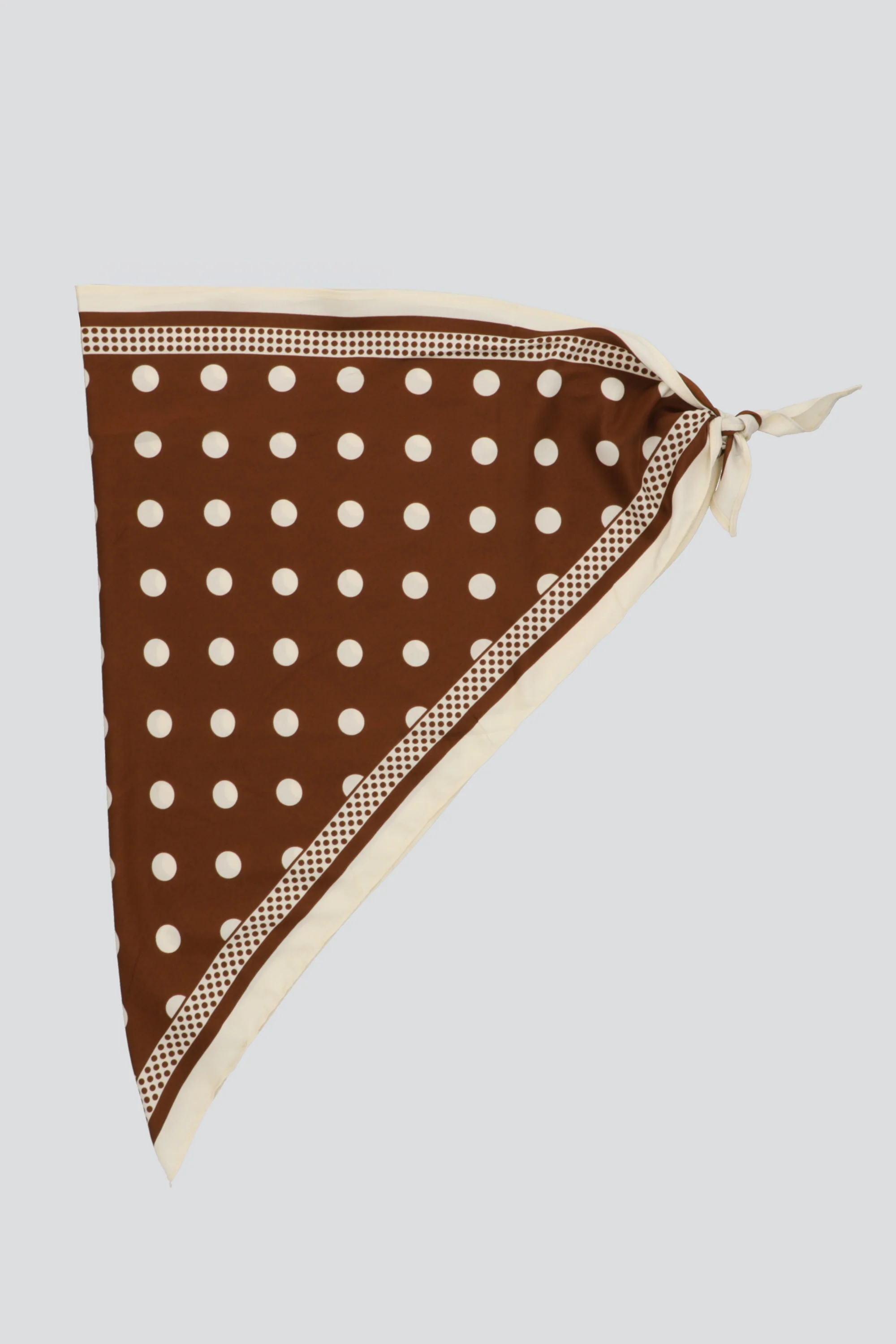 Pañuelo triángulo classic polkas - Image 3