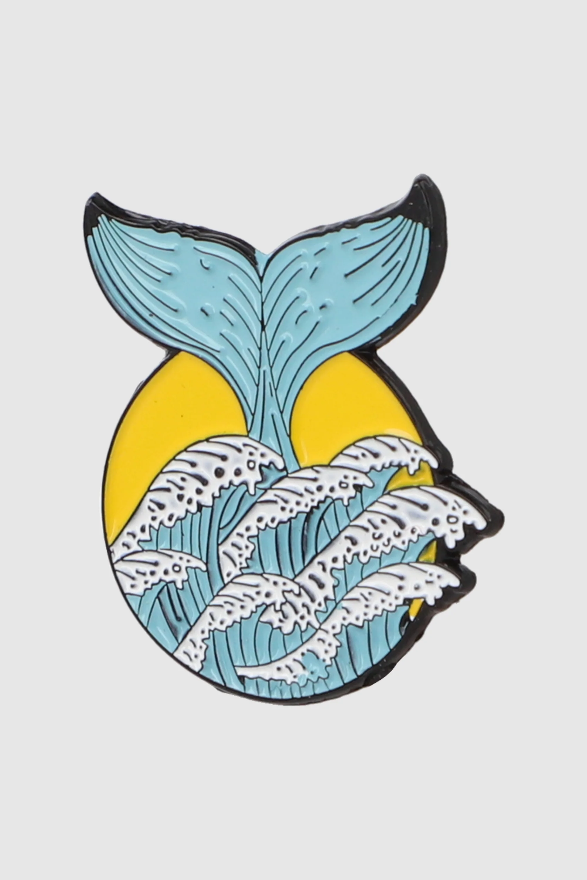Pin ballena olas - Image 2