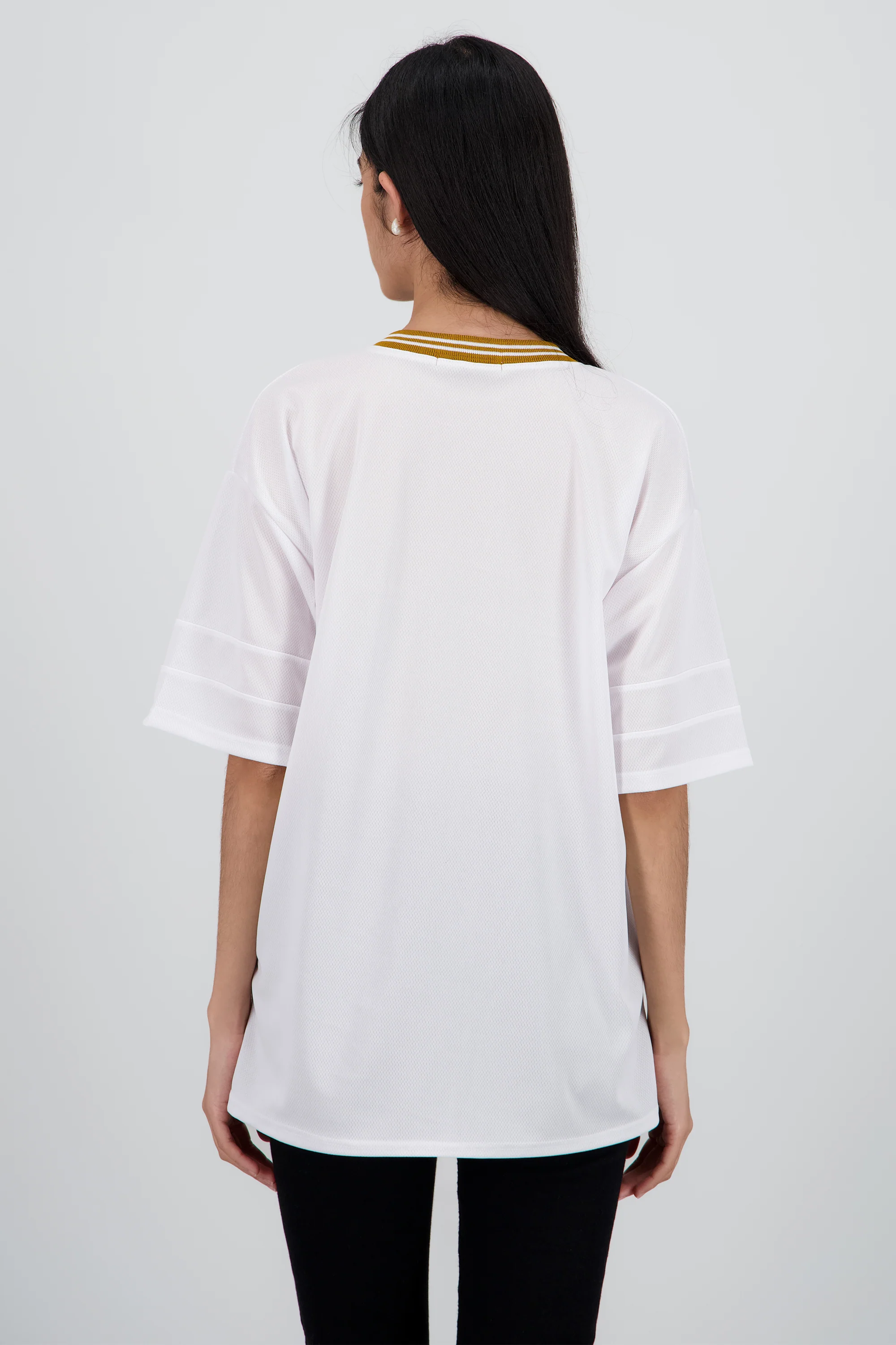 Playera oversized estampado numero - Image 4