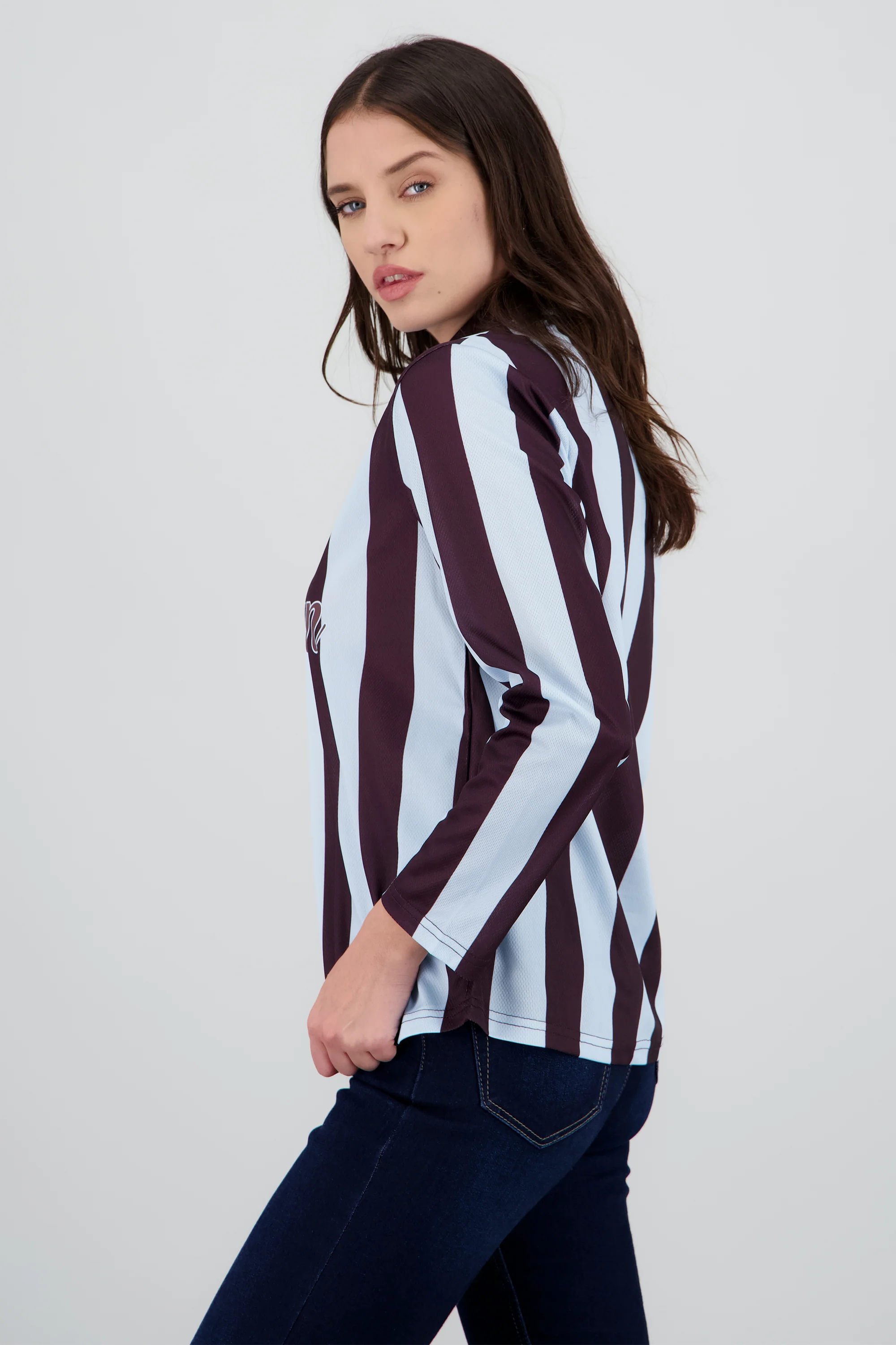 Playera tipo jersey manga larga - Image 3