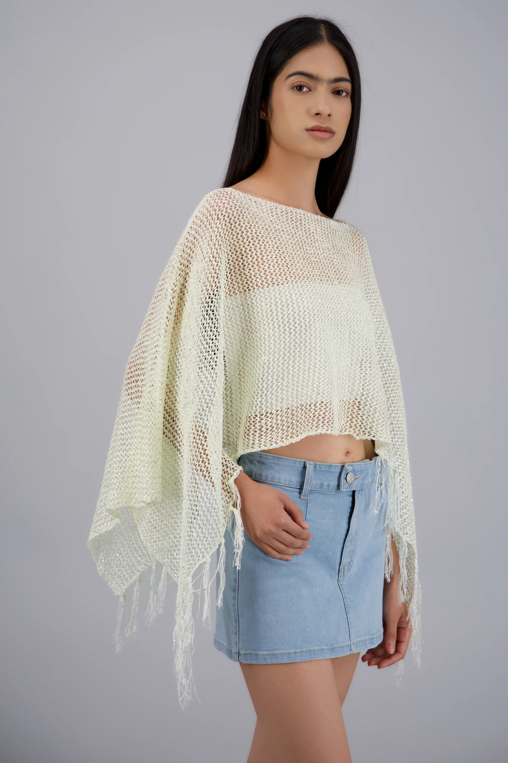 PONCHO TEJIDO DET MINI LENTEJUELA - Image 2