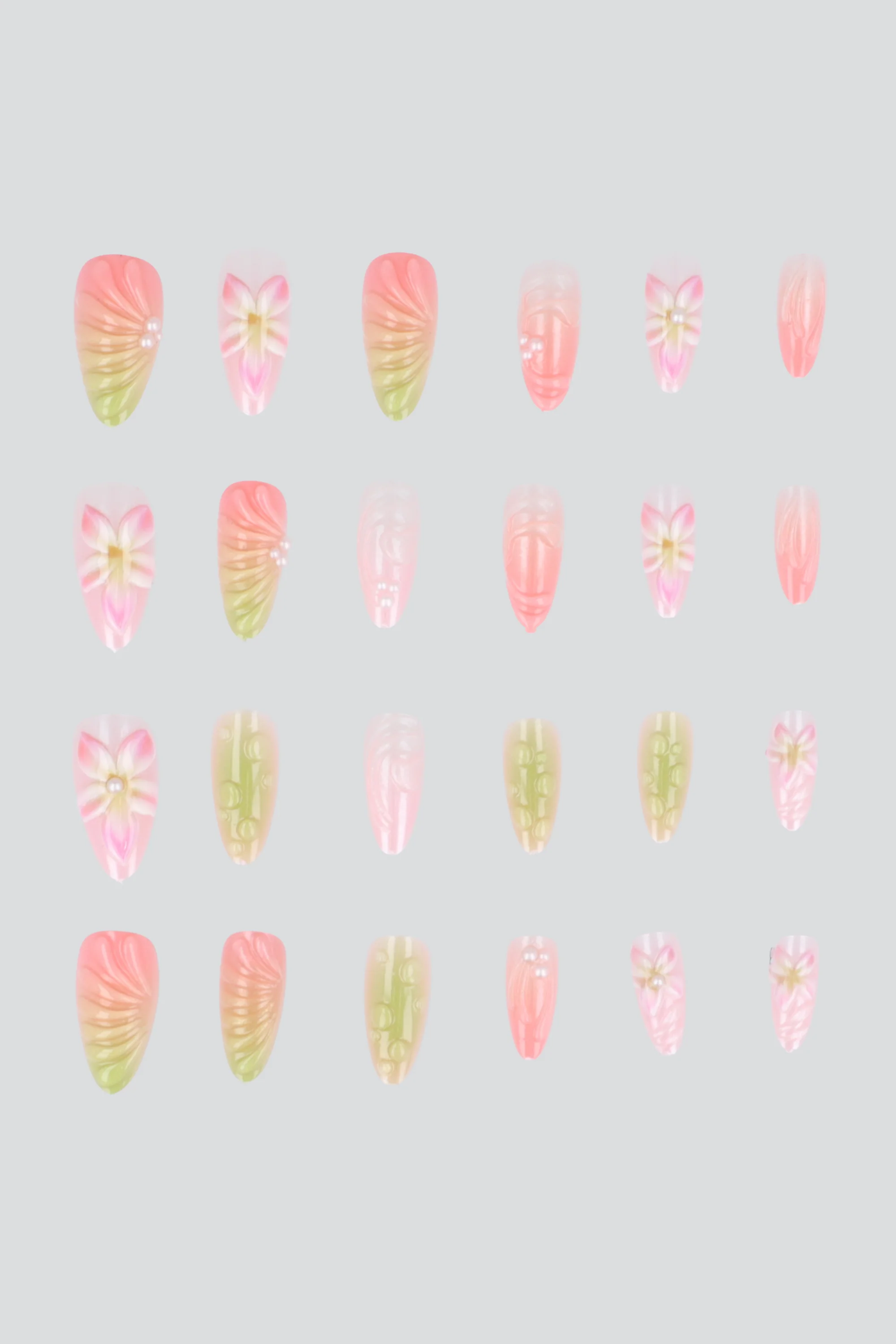 Set 24 uñas olas strawberry matcha