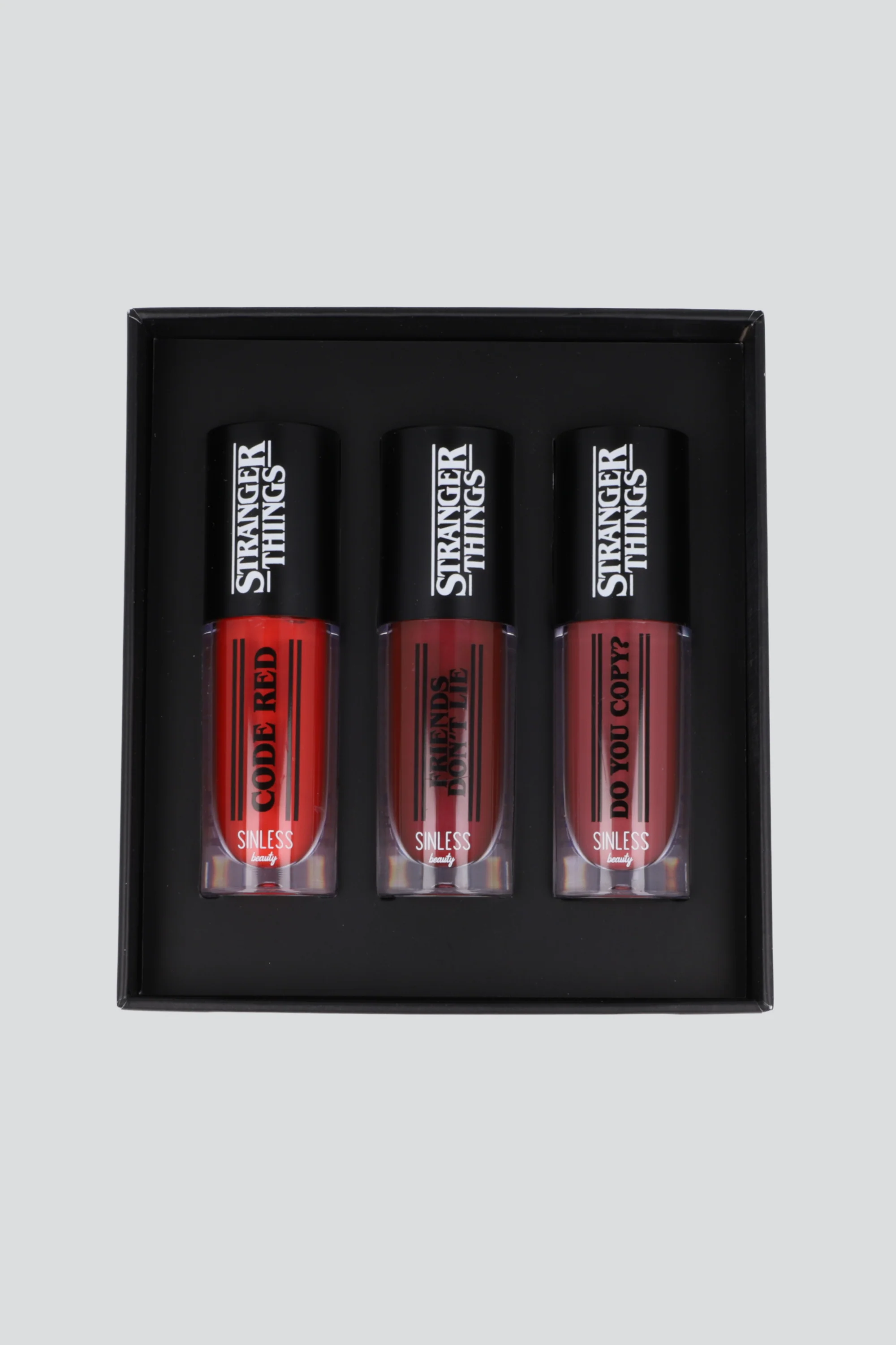 Set 3 labiales matte stranger things - Image 2