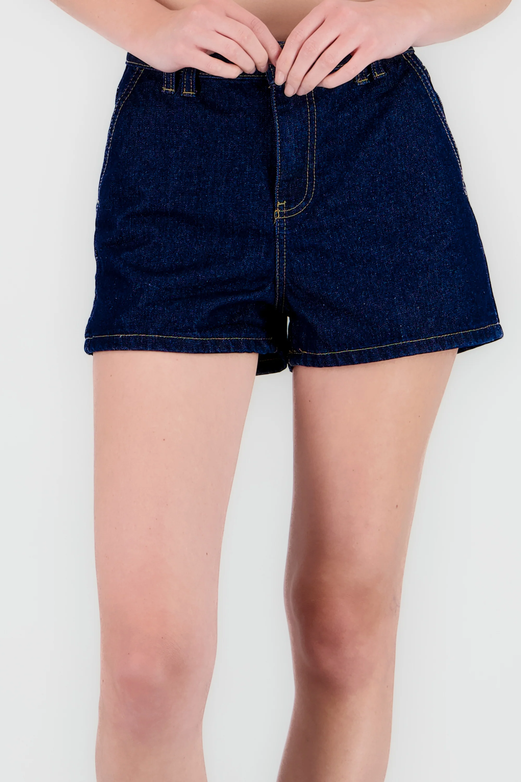 Short liso bolsas diagonal - Image 5