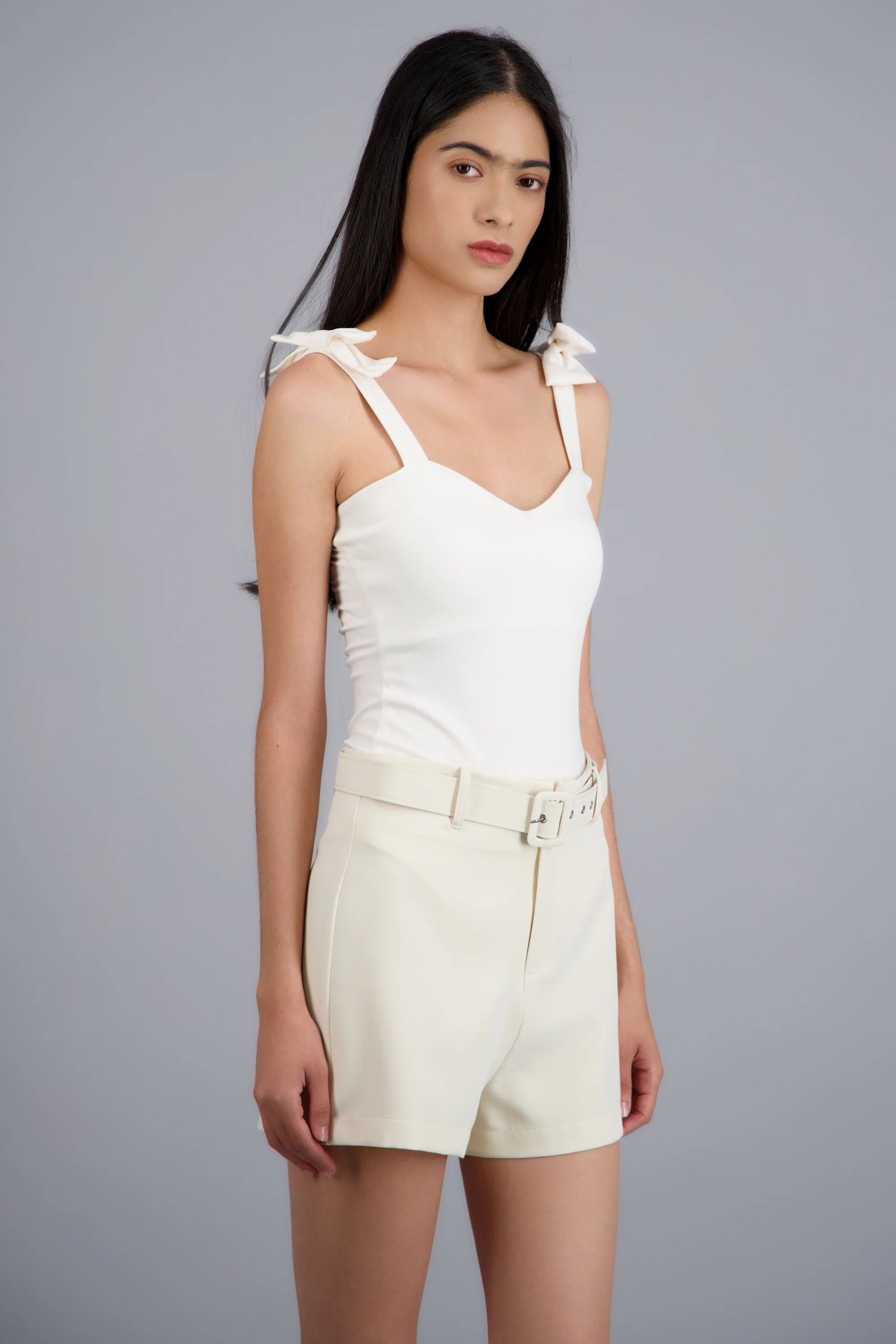 Shorts mini con cinturon - Image 3