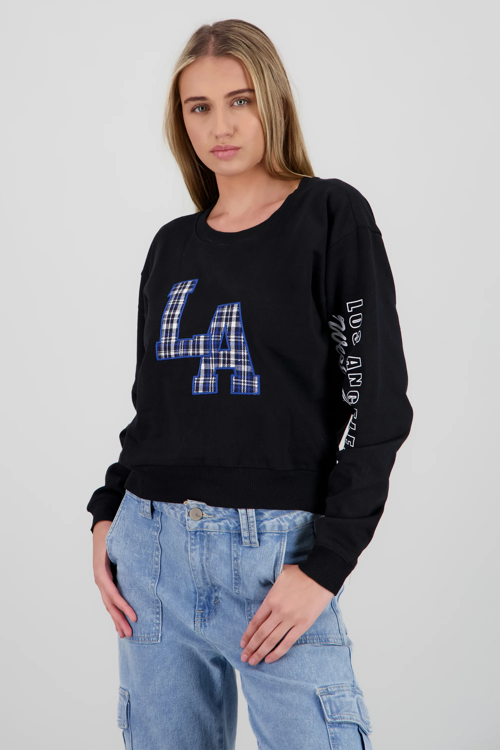 Sudadera NY cuadros conjunto scrunchie