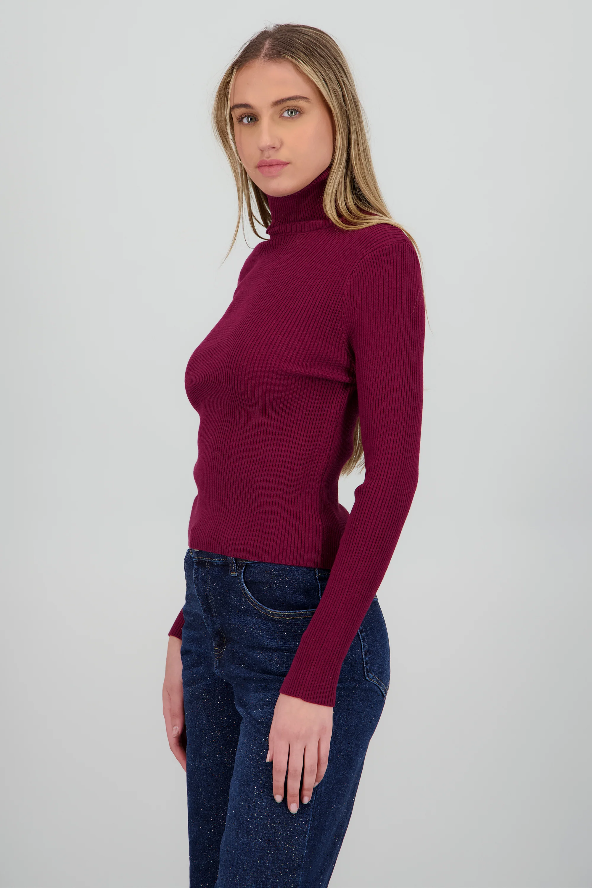 Sueter acanalado con cuello alto - Image 3