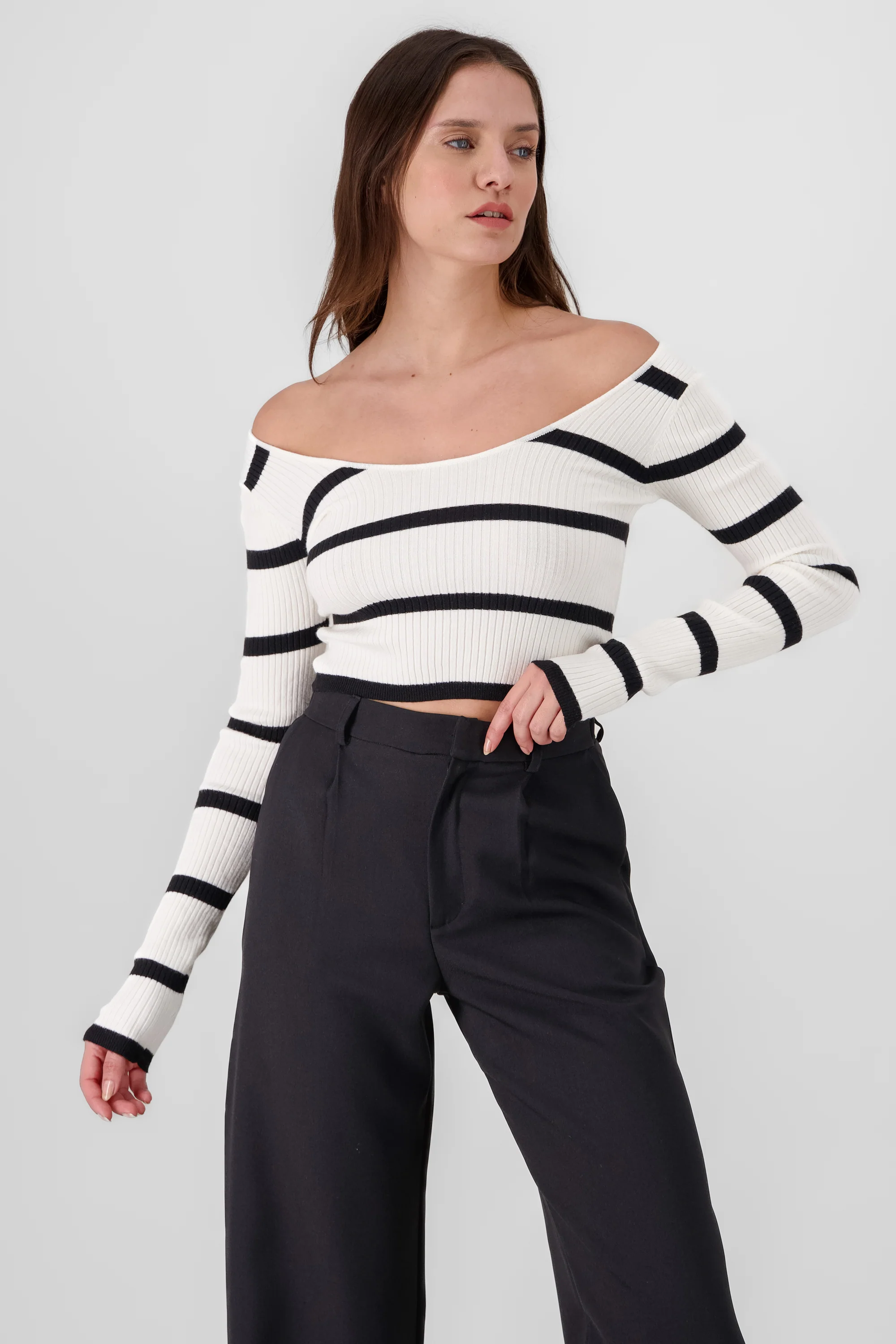 Sueter rayas cuello redondo - Image 2
