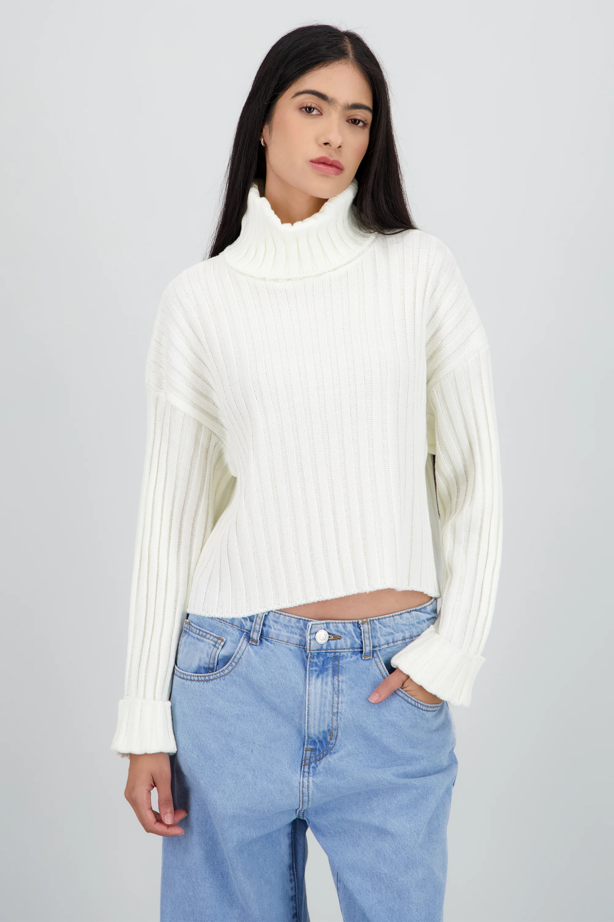 Sueter tejido cuello alto - Image 2
