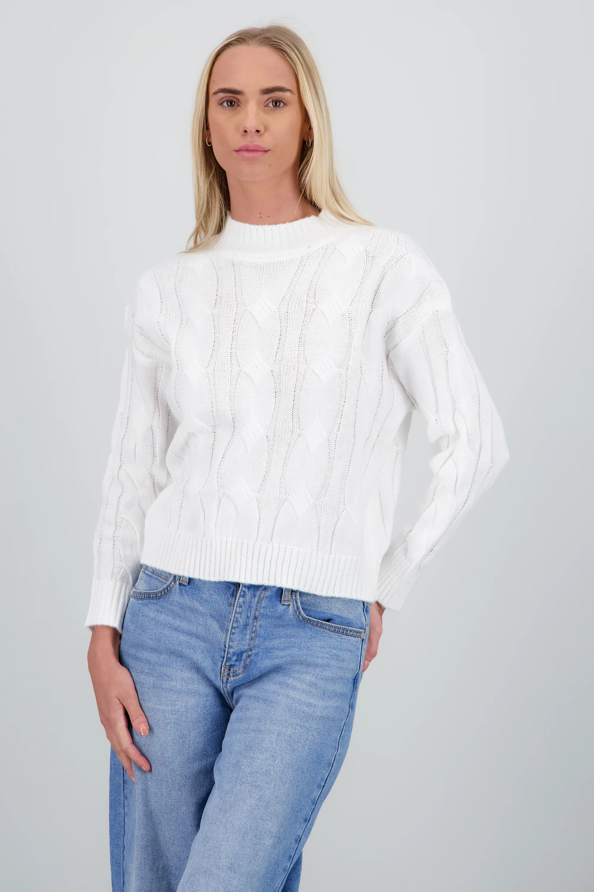 Sueter tejido trenzado ancho