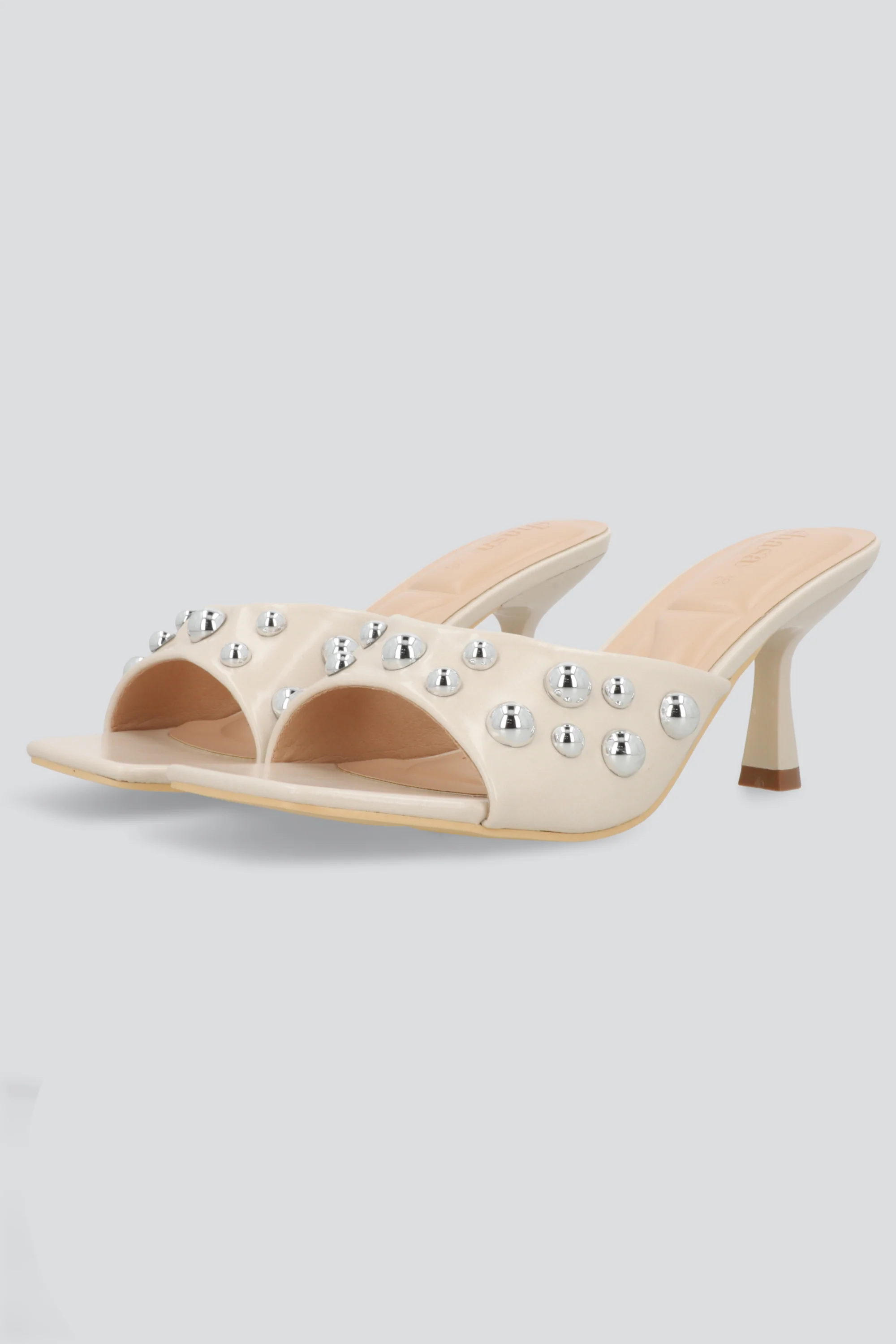 Tacon pepe toe studs 3D