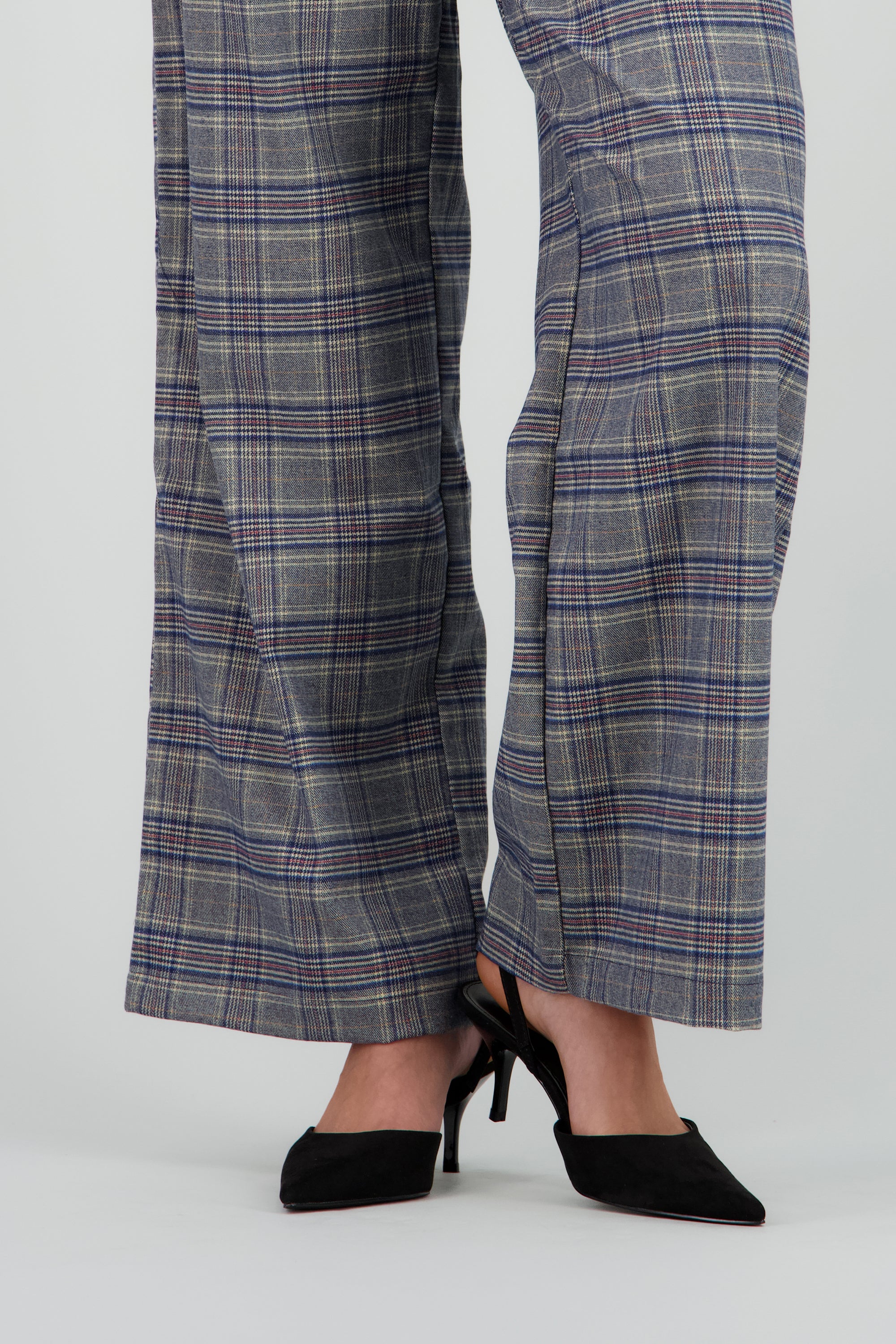 Tacon pointy slingback - Image 7