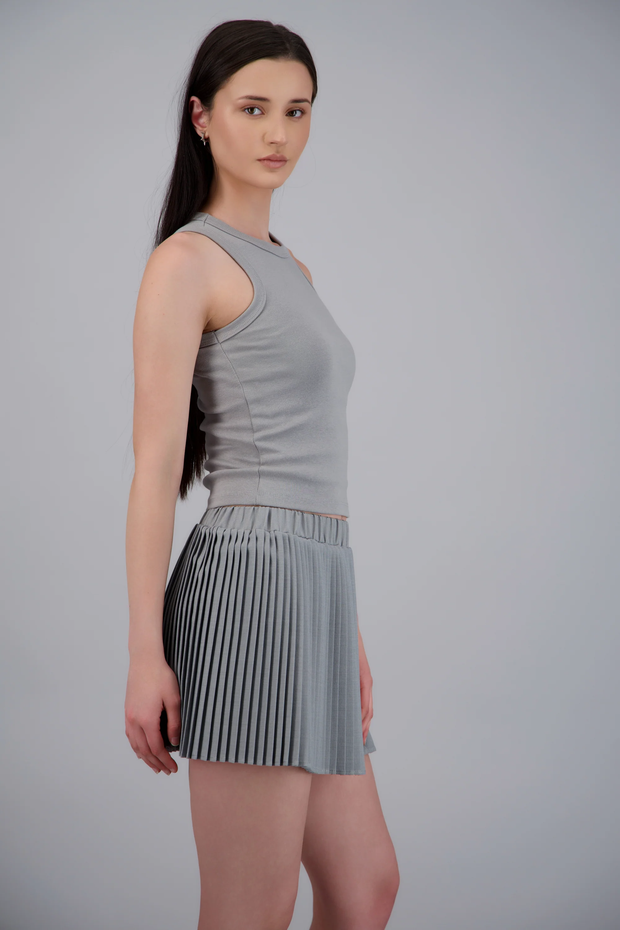 Tank top crop cuello redondo - Image 2