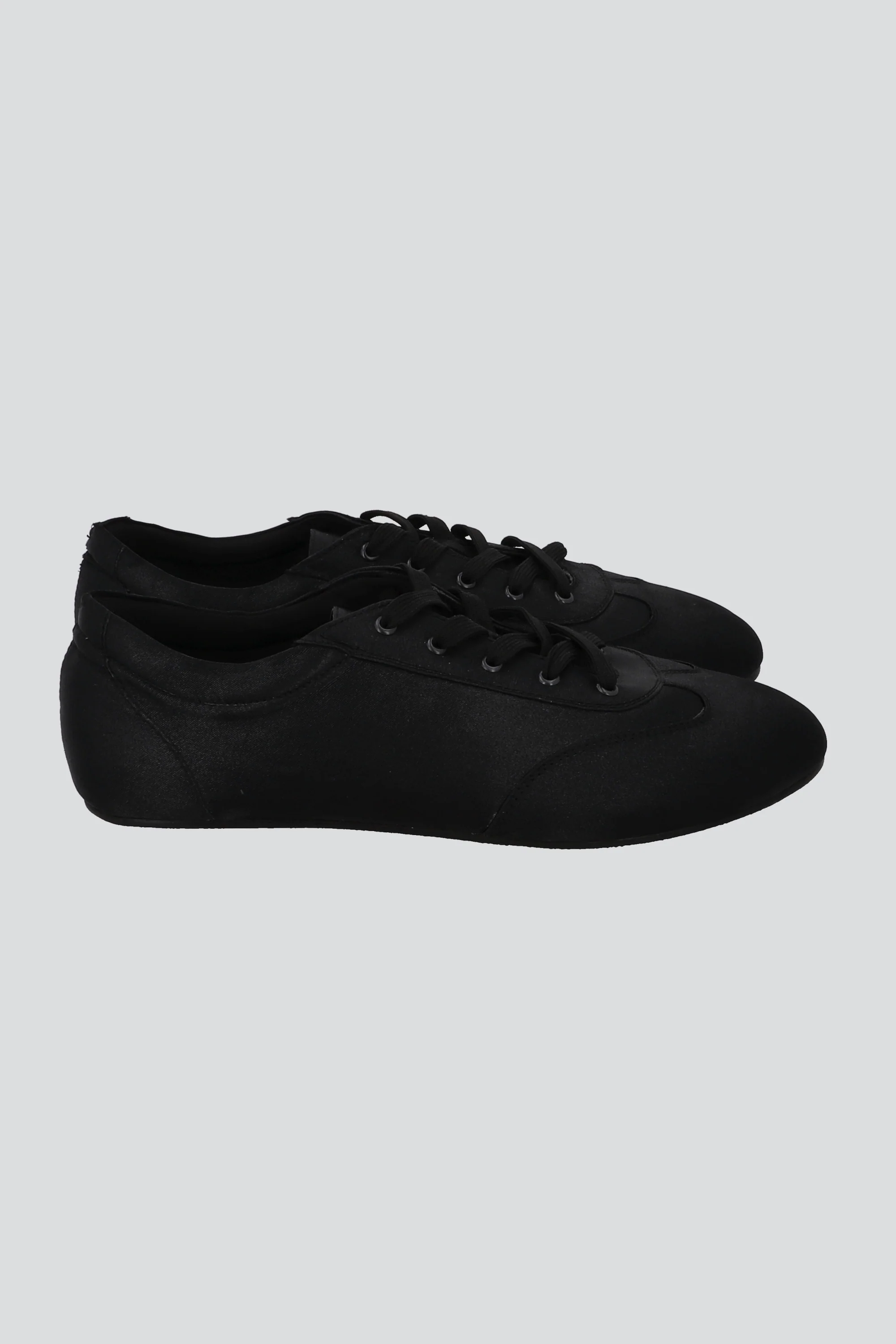 Tenis sencillos suela delgada tela - Image 3