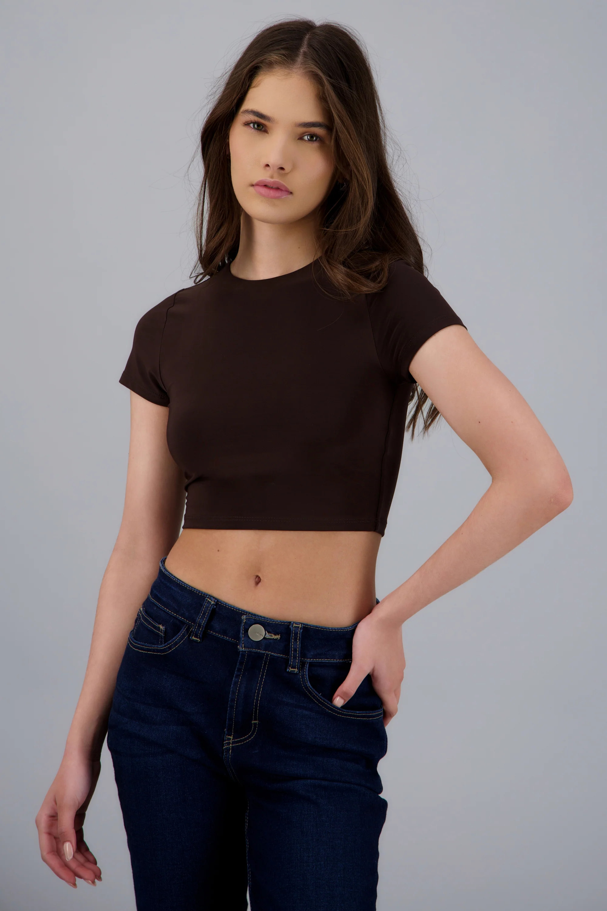 Top crop doble tela manga corta - Image 3