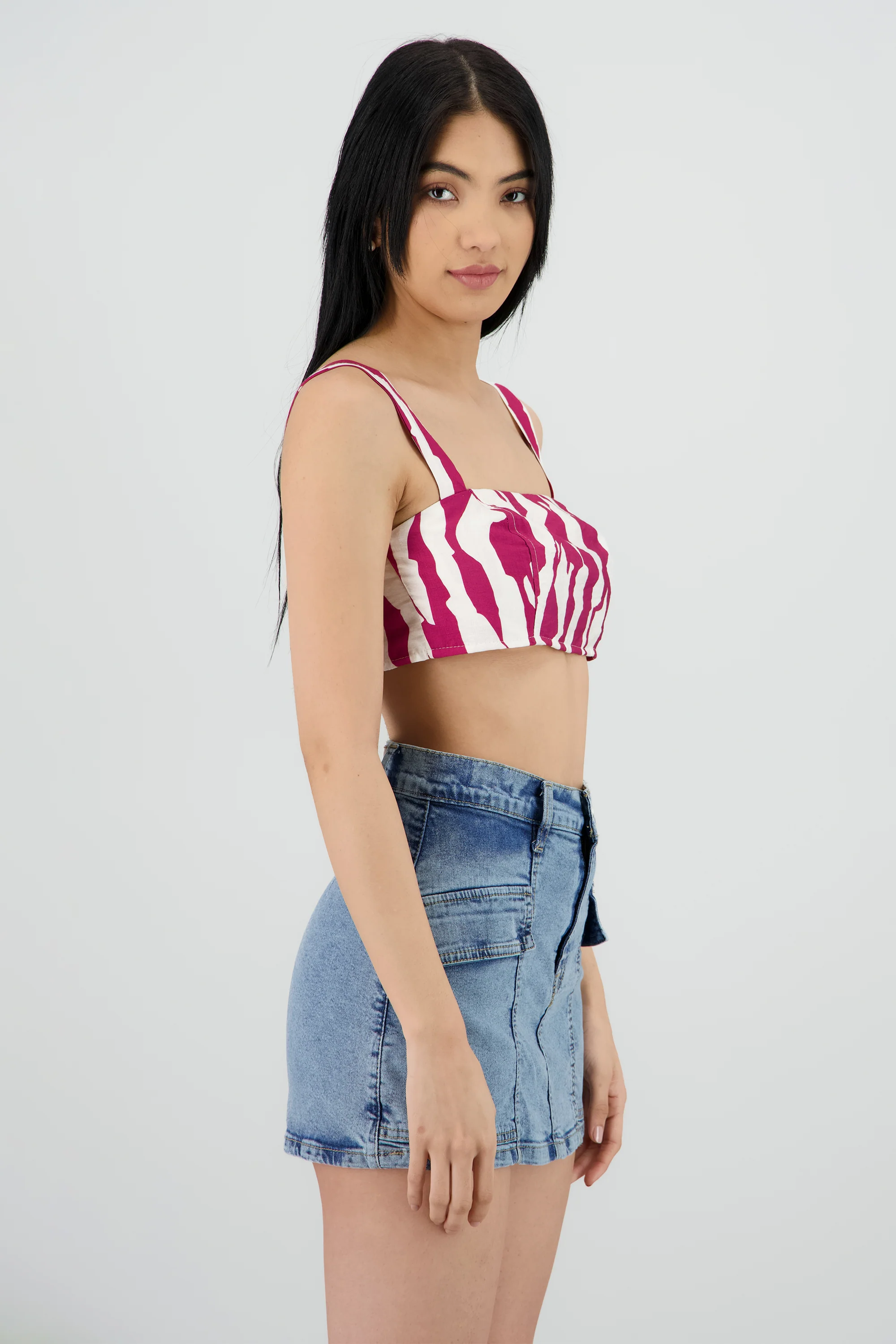 Top crop tirantes estampado grecas - Image 4