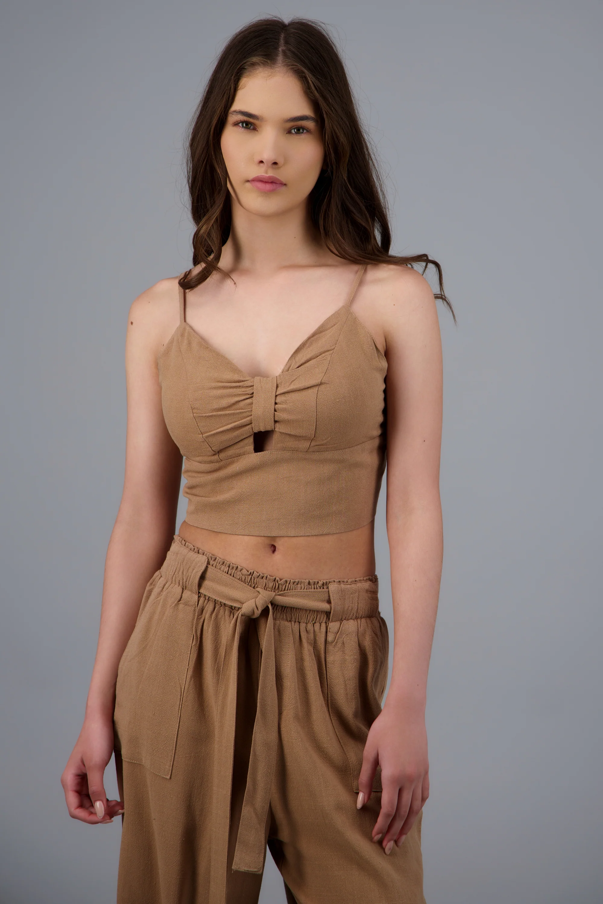 TOP CROP TIRANTES LINO