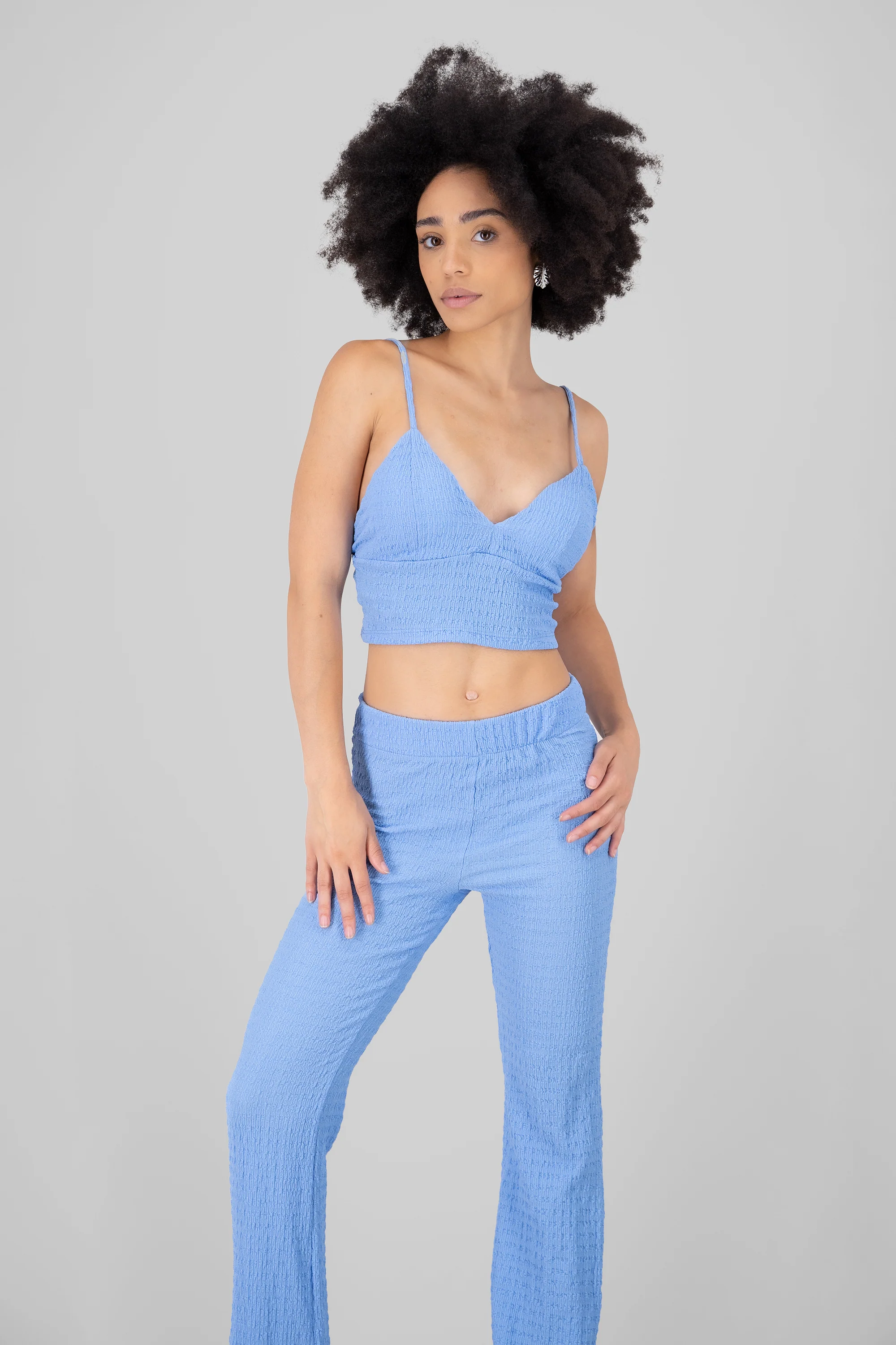 Top crop tirantes textura - Image 2