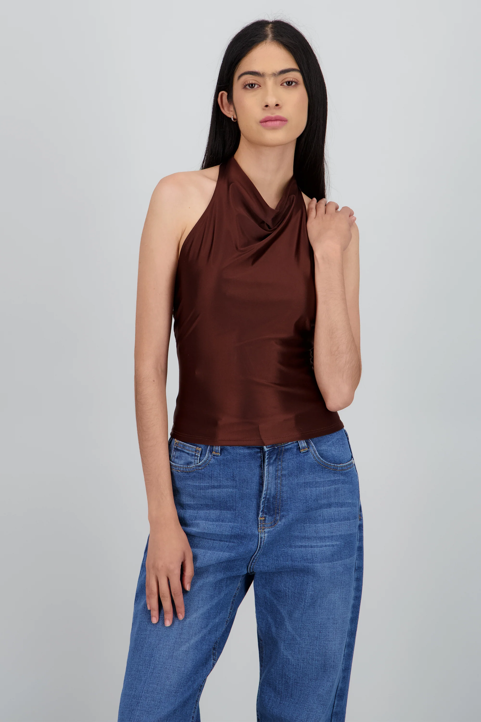 Top halter escote cascada lisa - Image 2