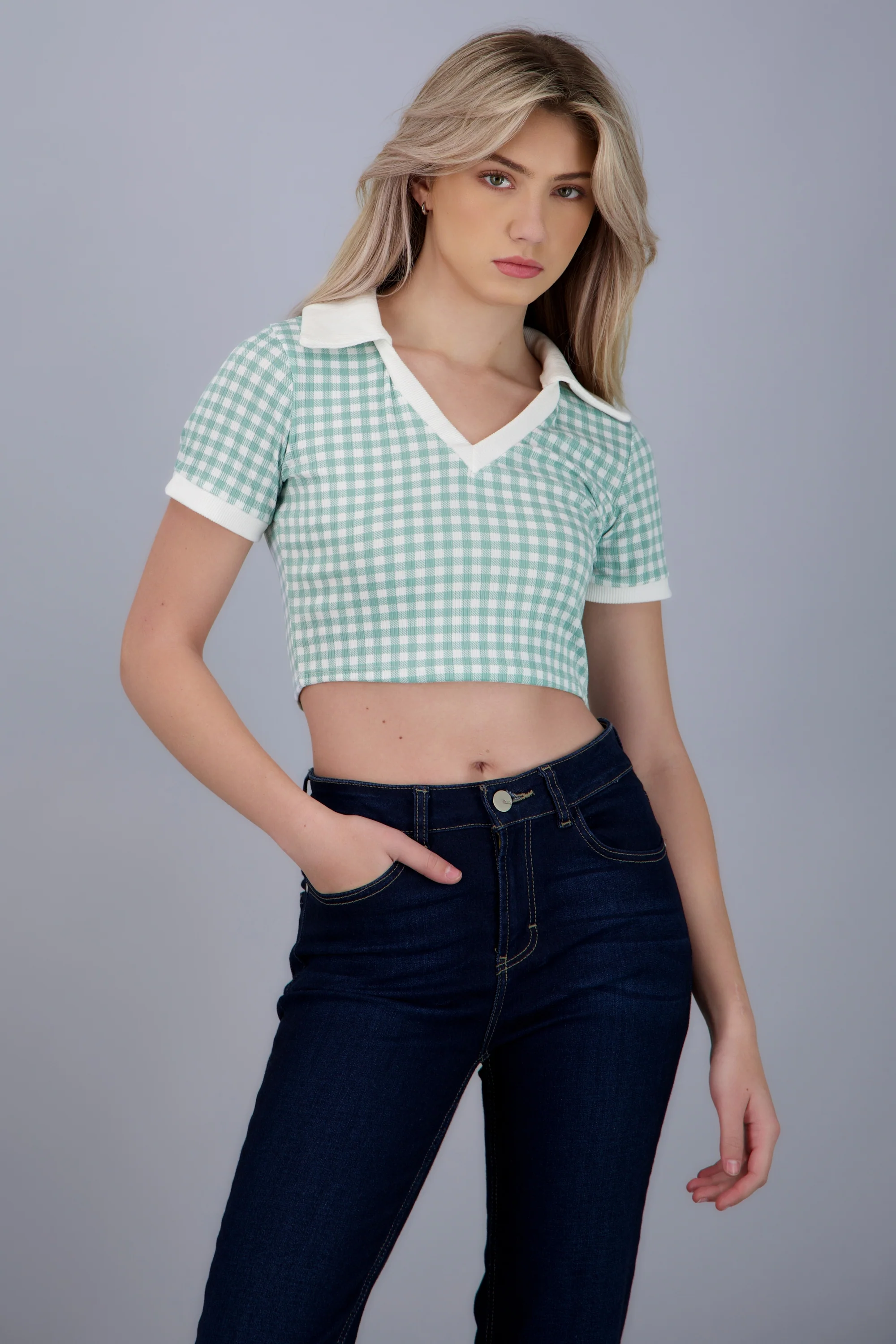 Top polo crop contraste estampado cuadros - Image 2