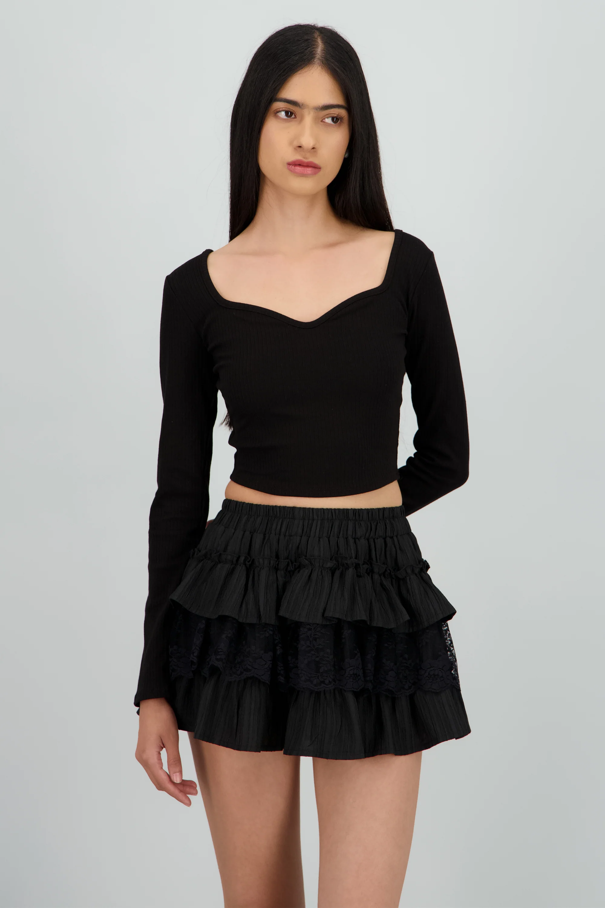 Top rib manga larga escote corazon