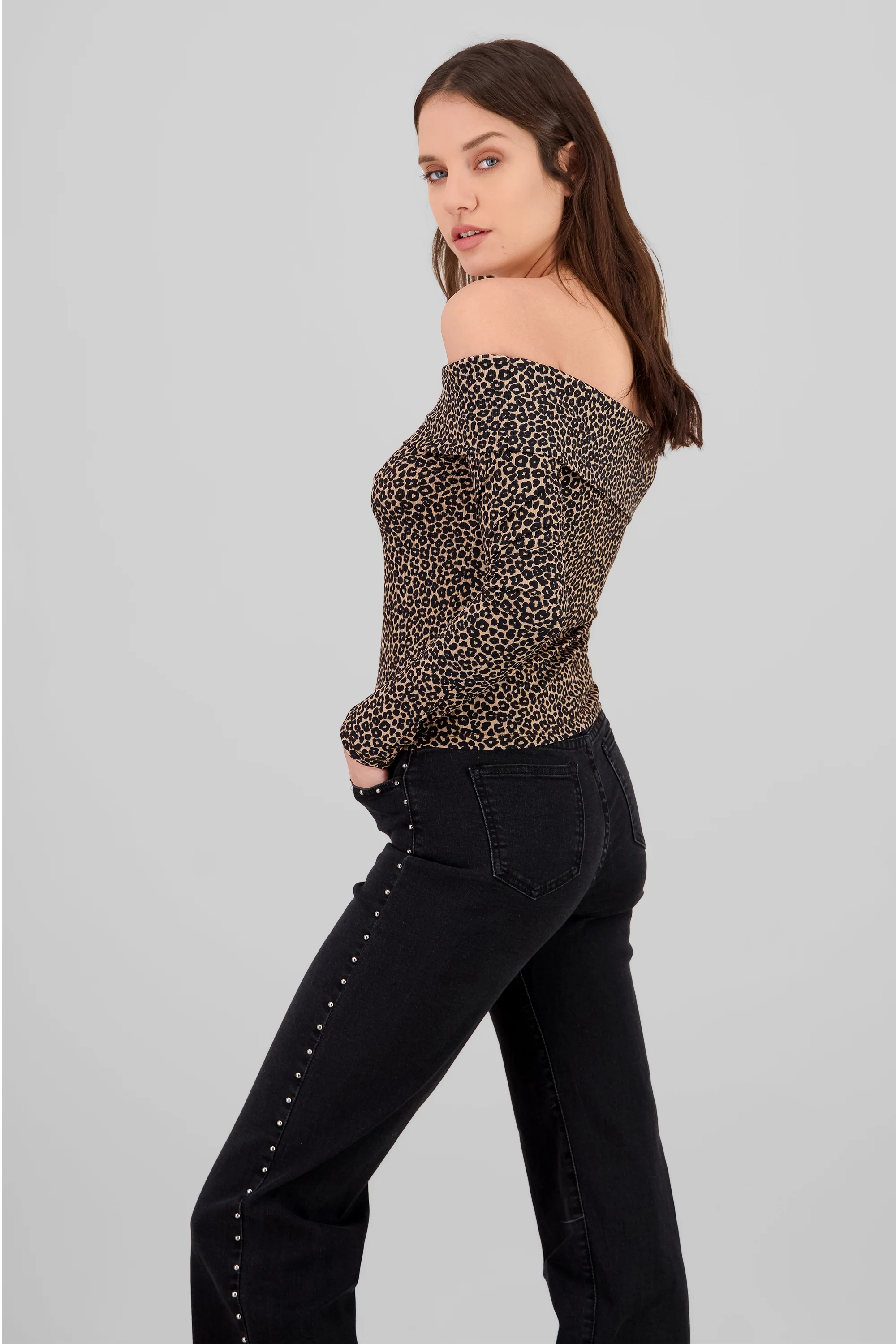 Top sin hombros animal print - Image 3