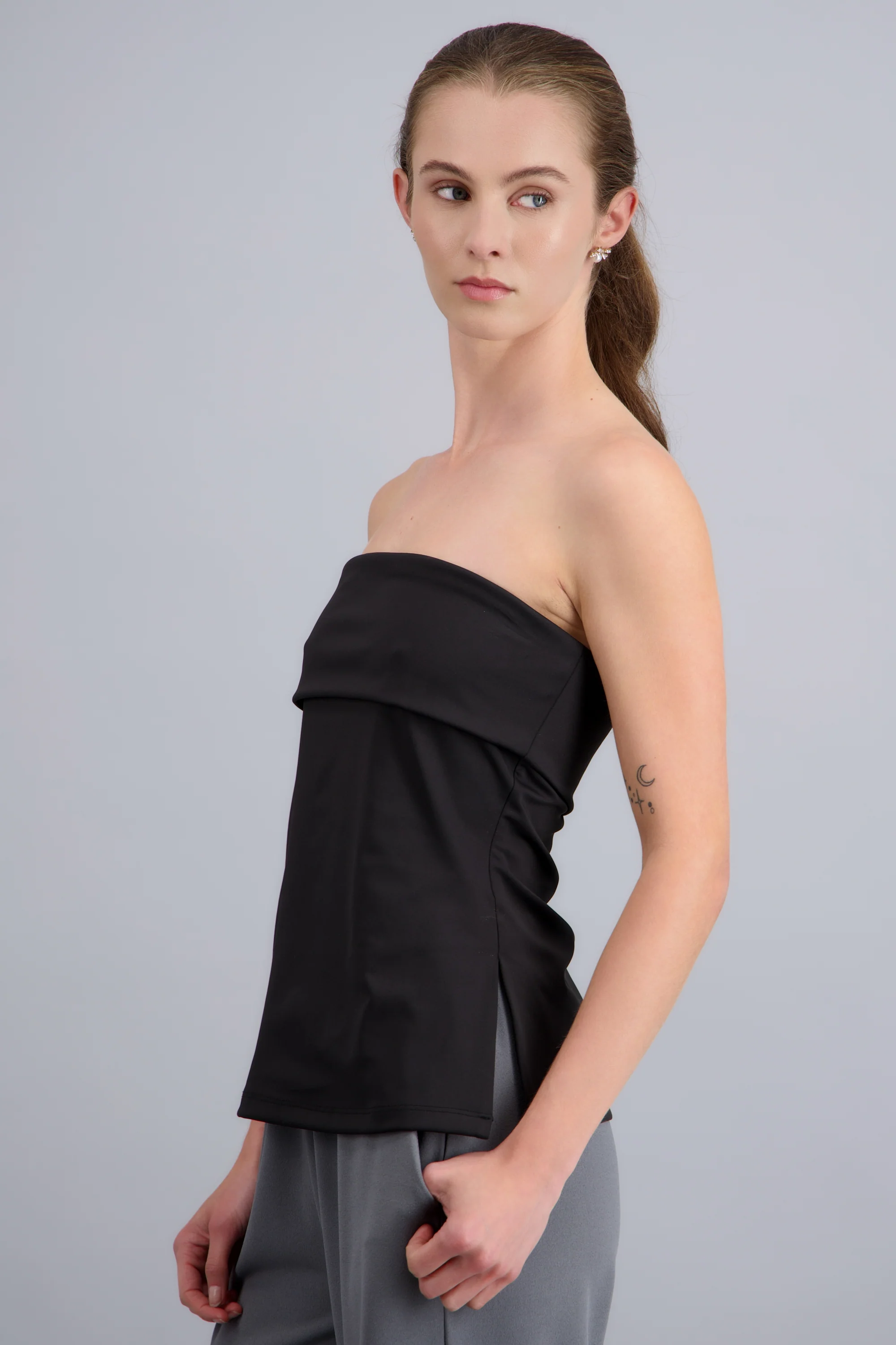 Top strapless con doblez - Image 4