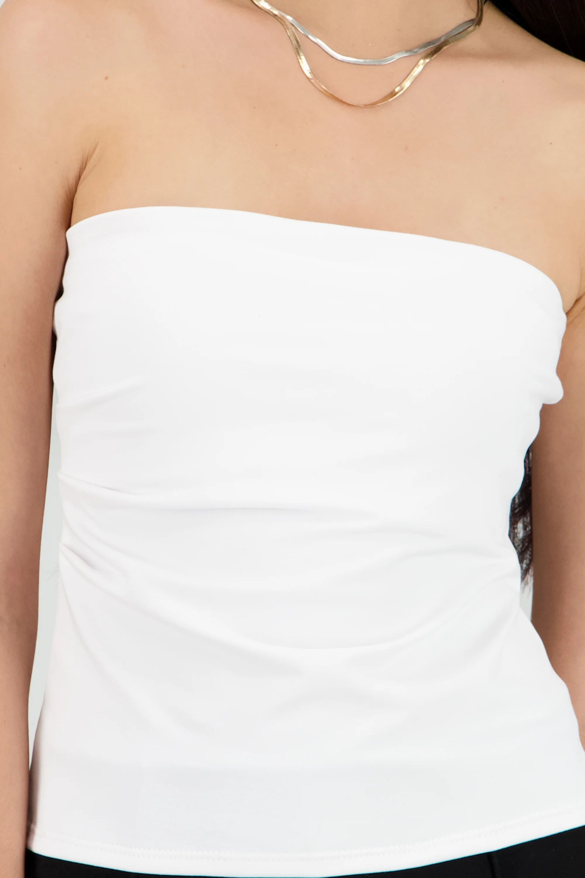 Top strapless detalle frunces - Image 5