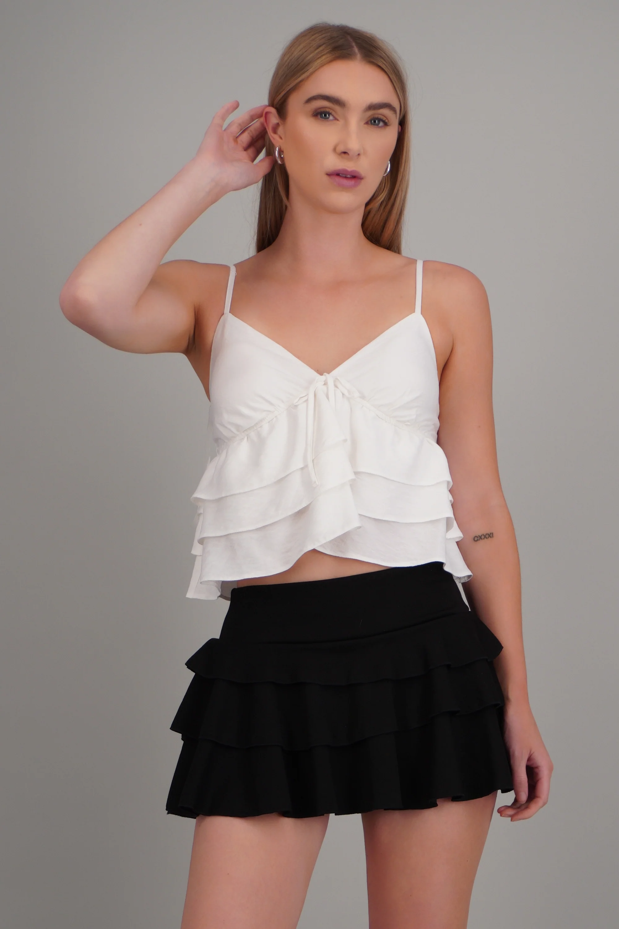 TOP TIRANTES CON OLANES - Image 2