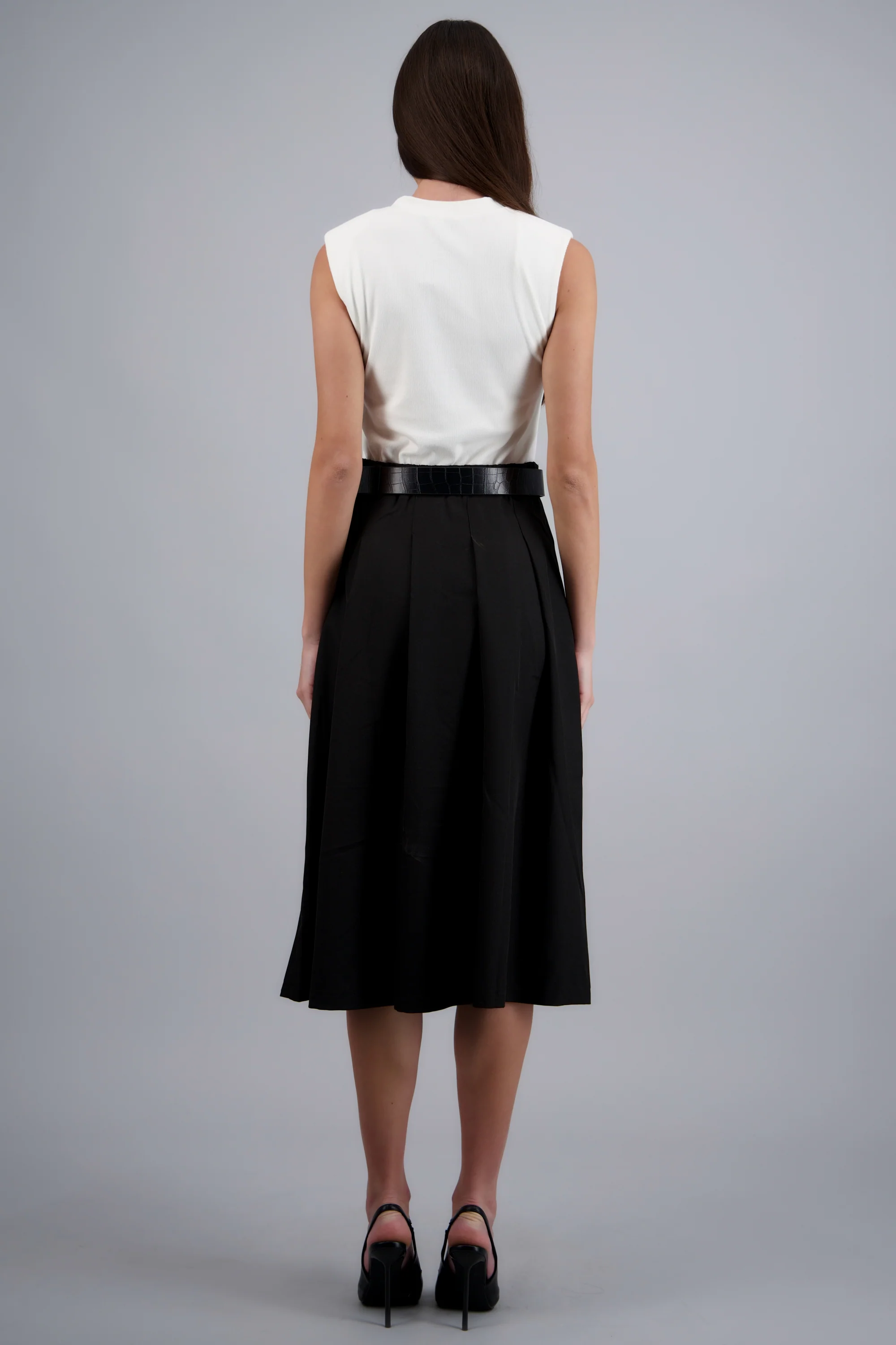 vestido falda tableada detalle cinturon - Image 4