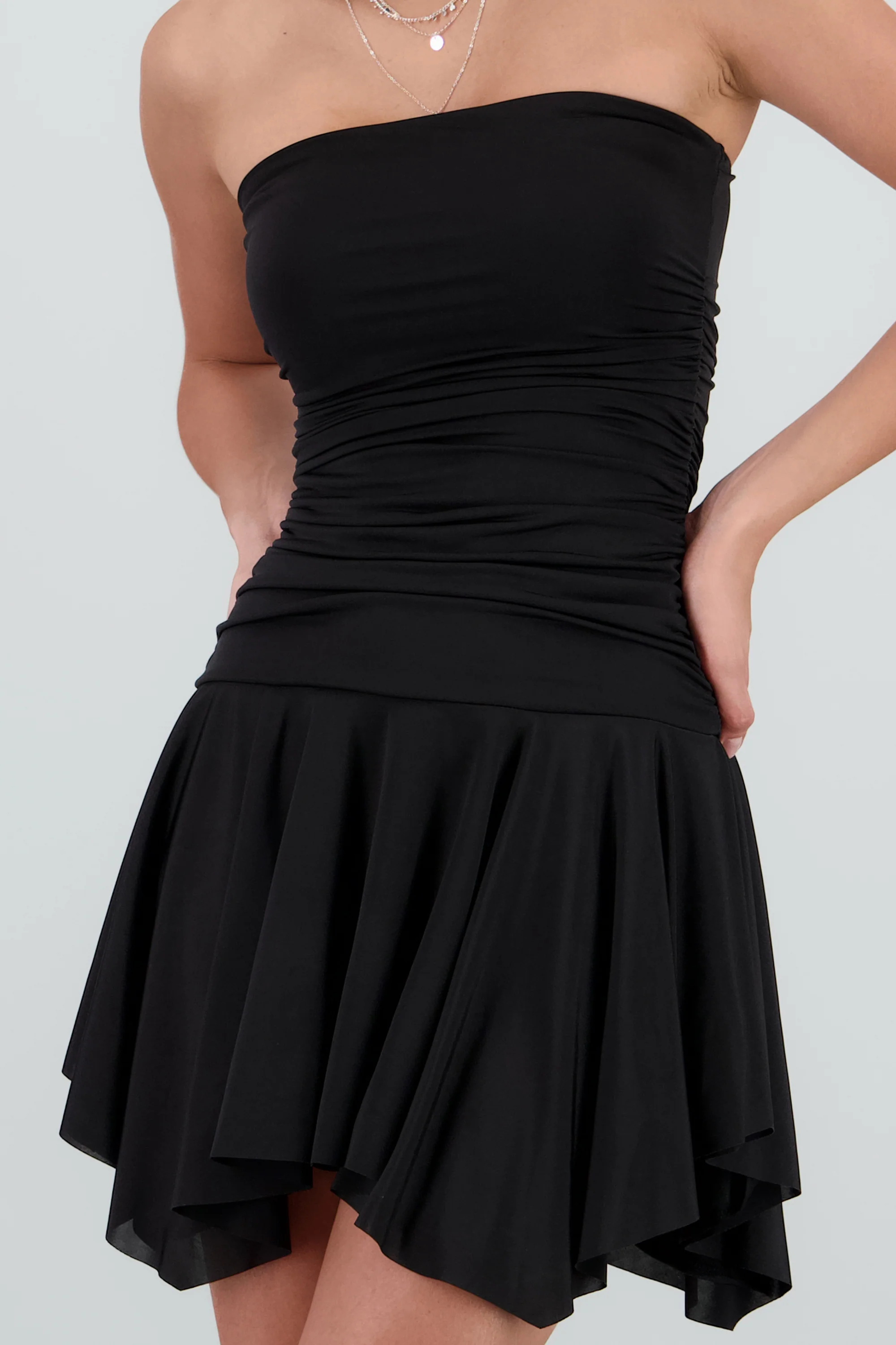 Vestido fruncido asimetrico - Image 5