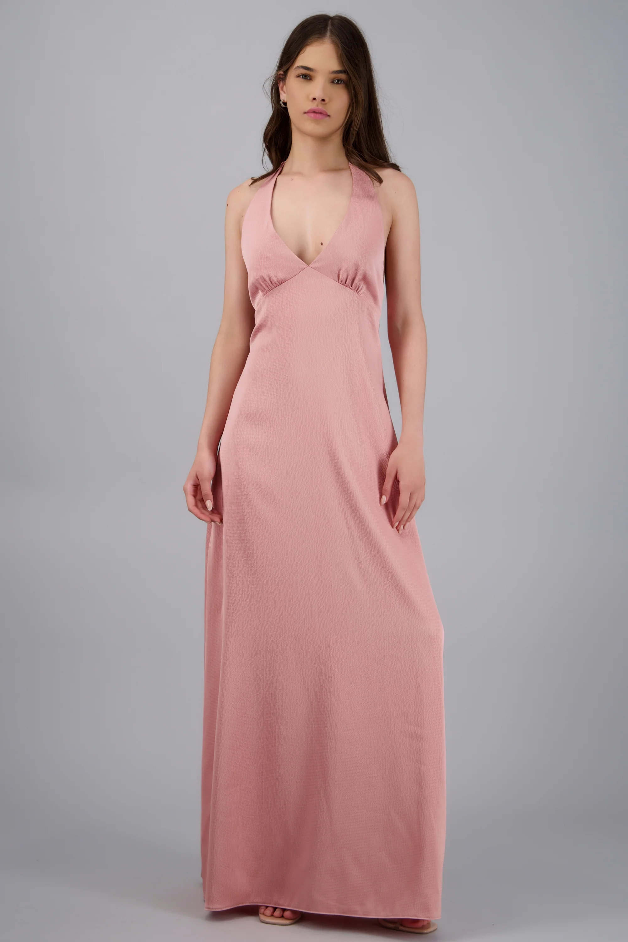 Vestido maxi cuello halter