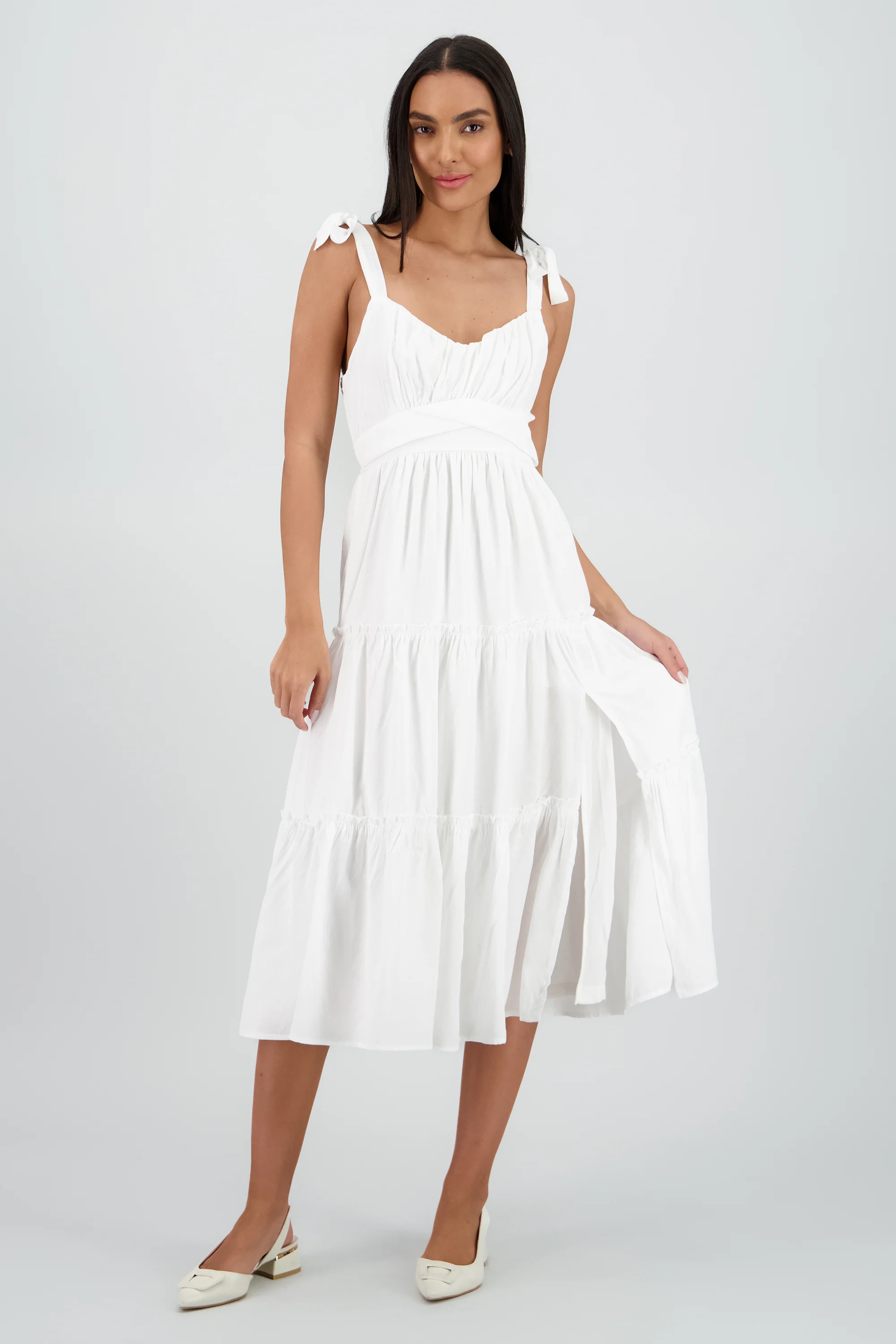Vestido maxi detalle tirantes amarres