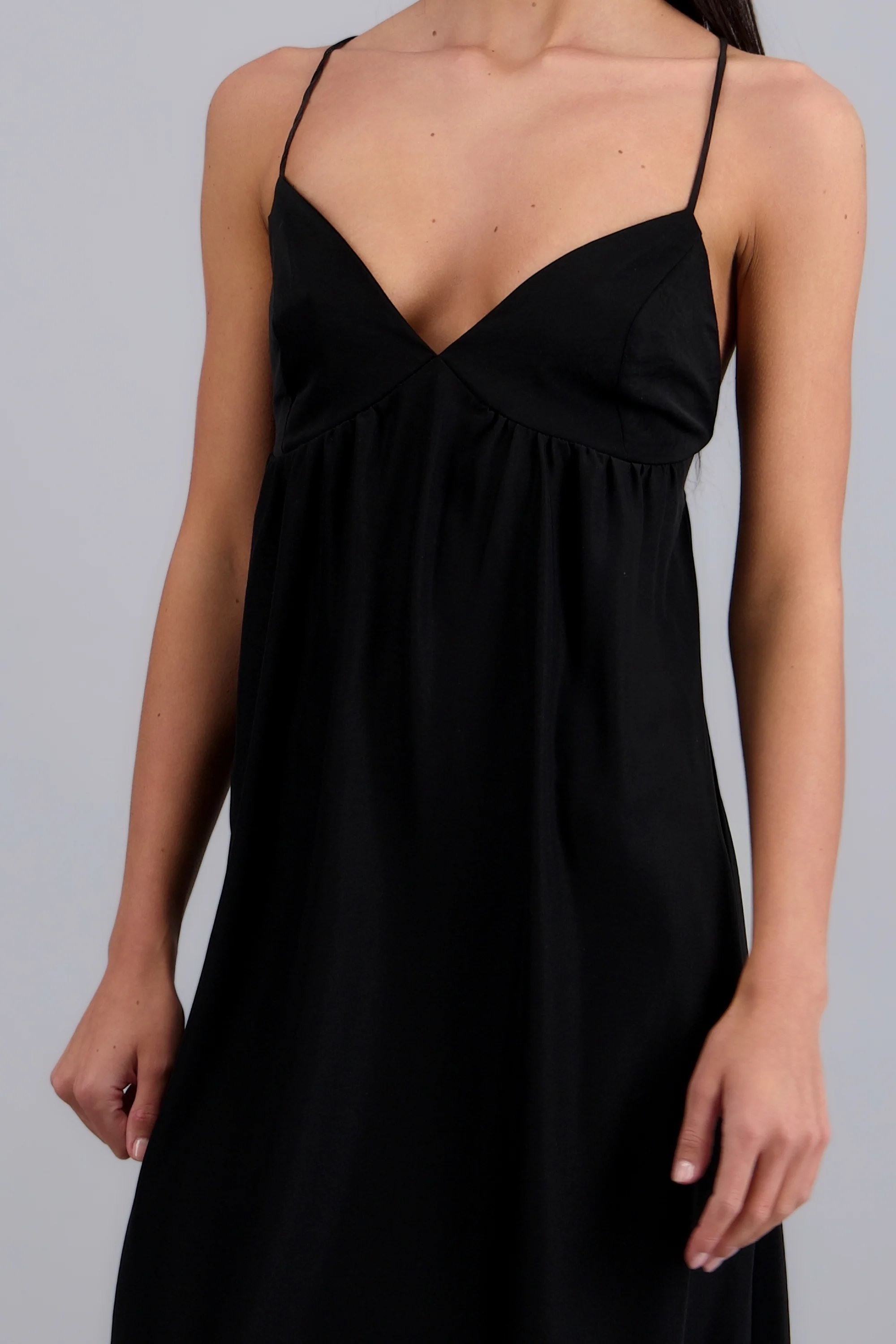 Vestido maxi detalle tirantes - Image 5