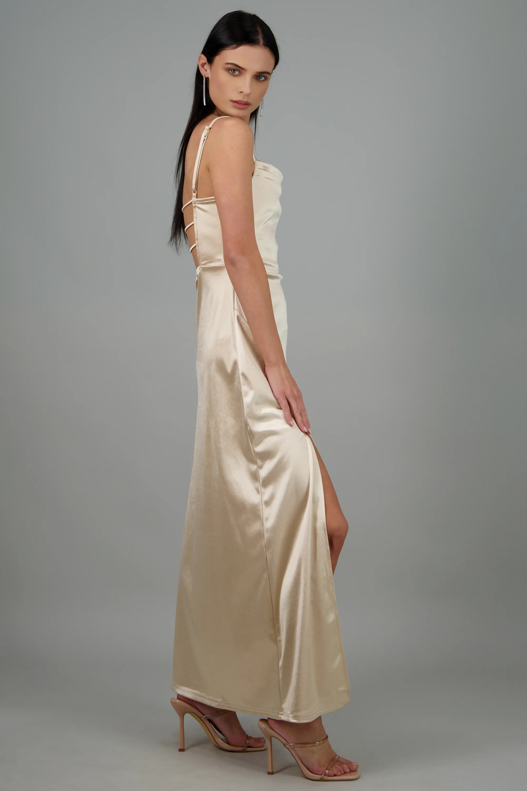 Vestido maxi satin espalda abierta - Image 3