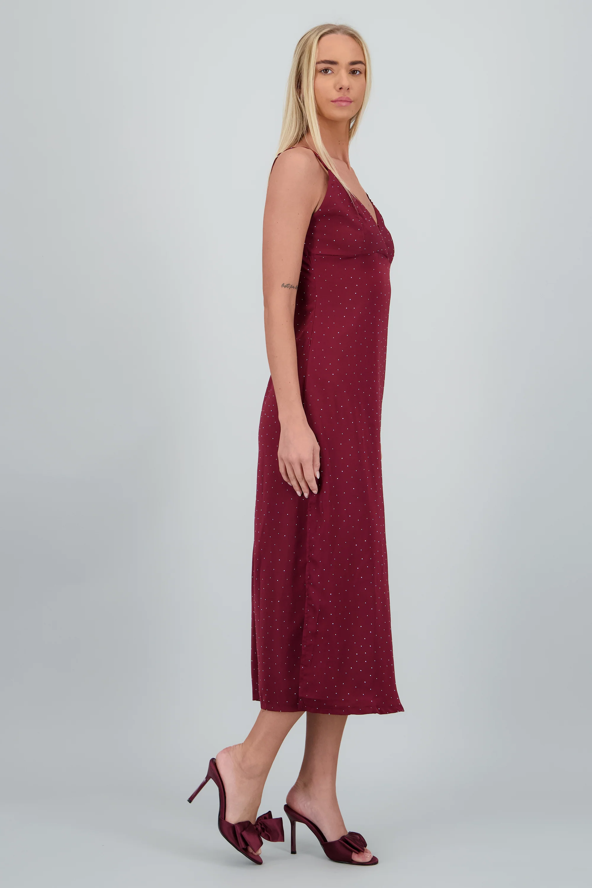 Vestido midi brillos escote cruzado - Image 3