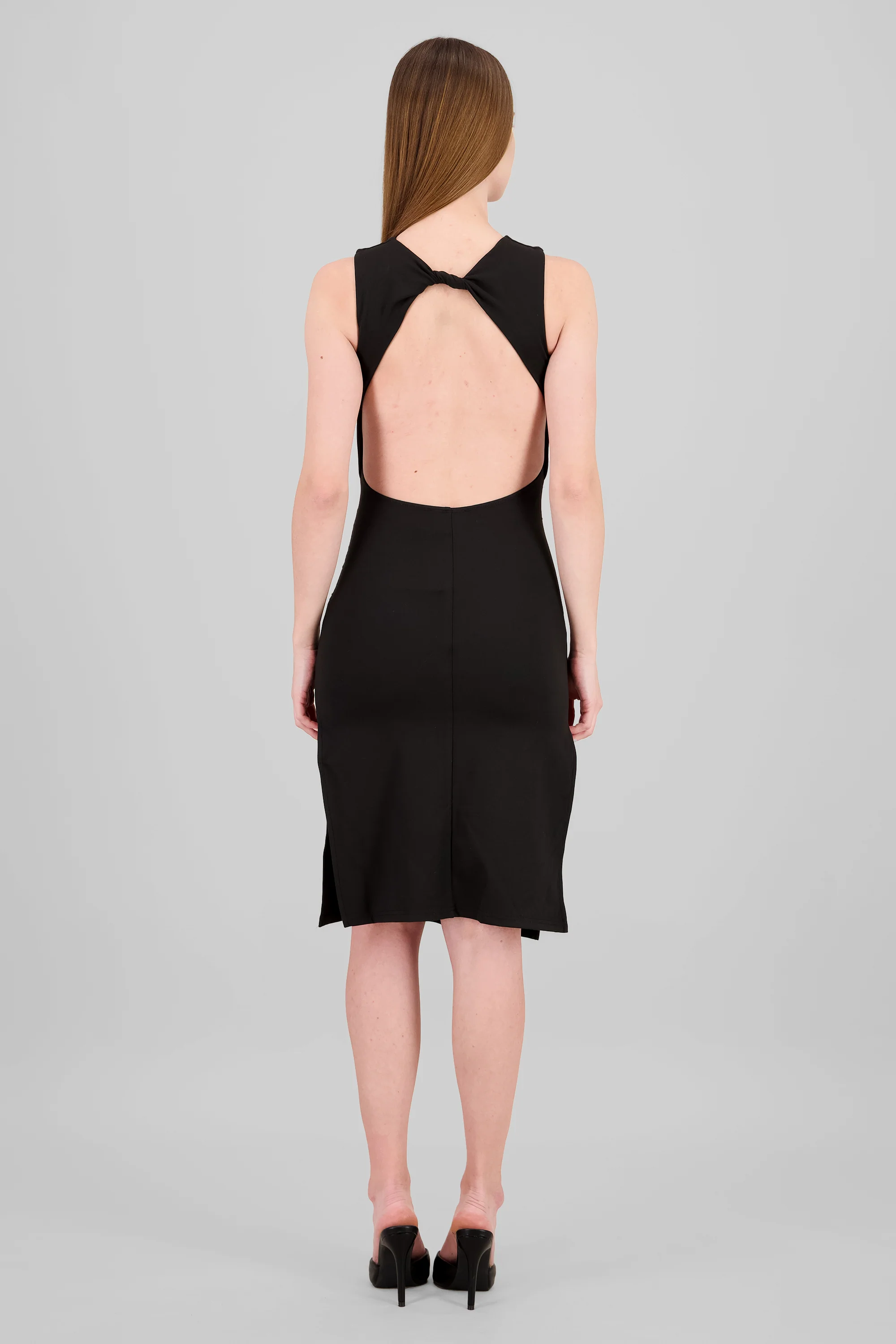 Vestido midi liso detalle espalda - Image 4
