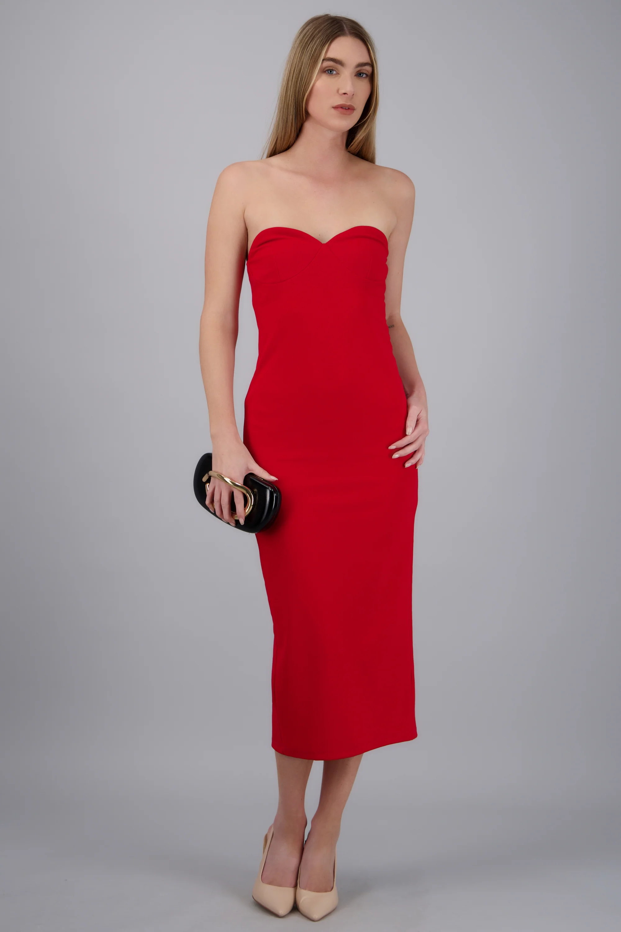 Vestido midi strapless escote corazón