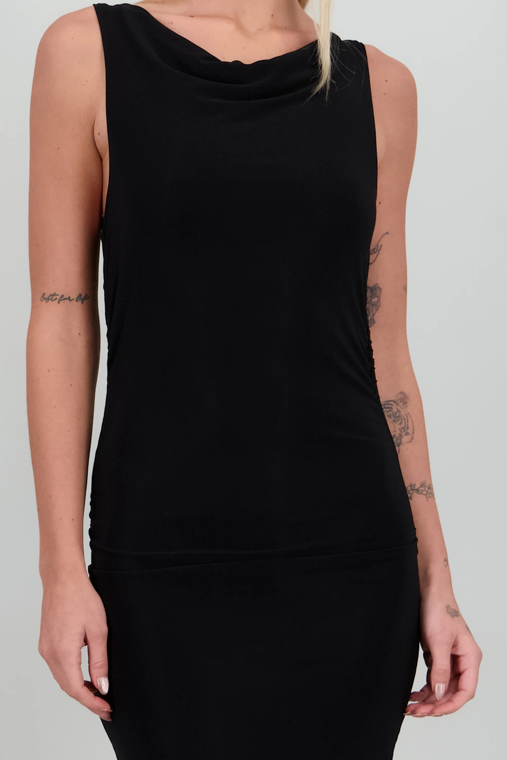 Vestido mini drapeado escote espalda - Image 5
