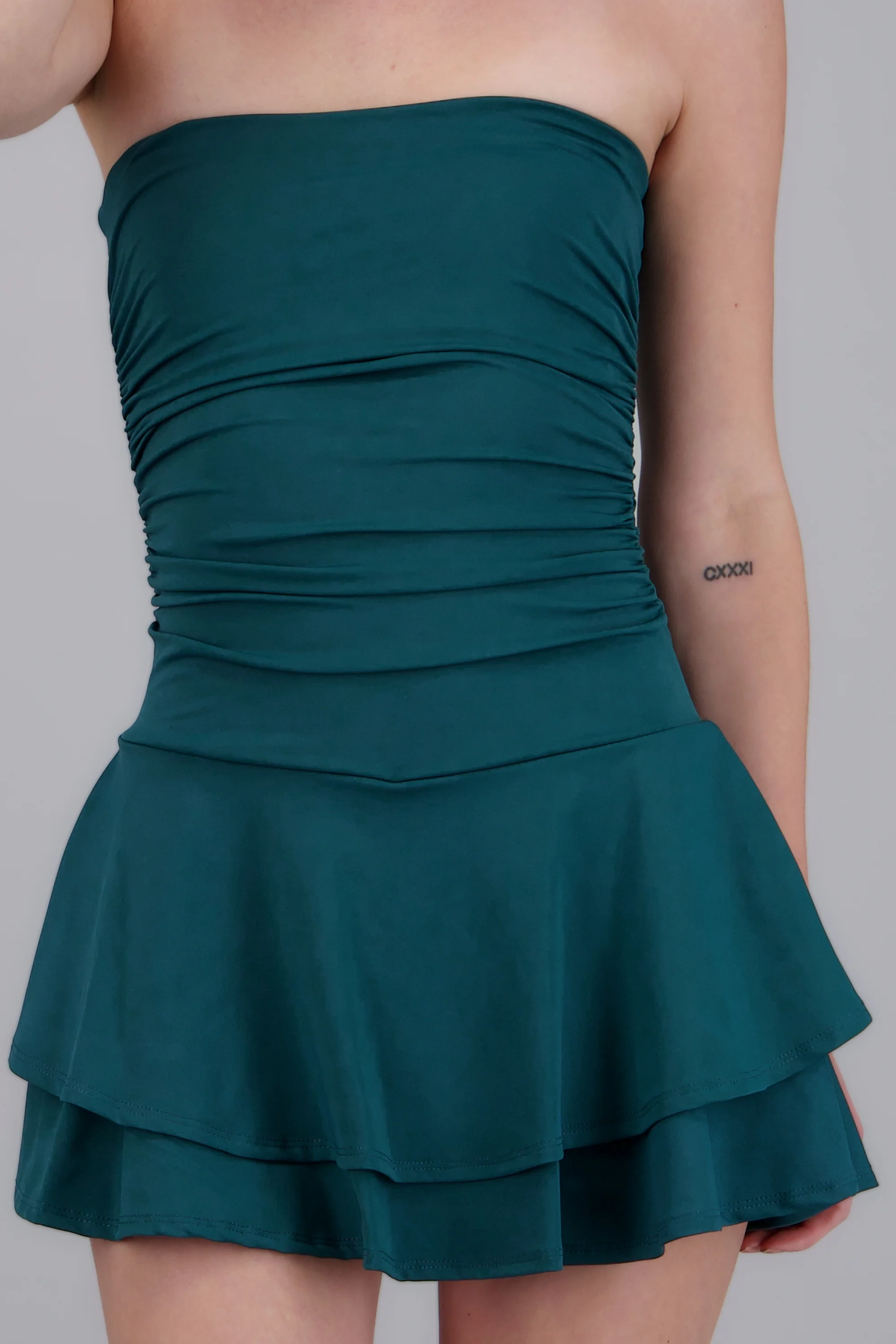 Vestido mini drapeado strapless - Image 5