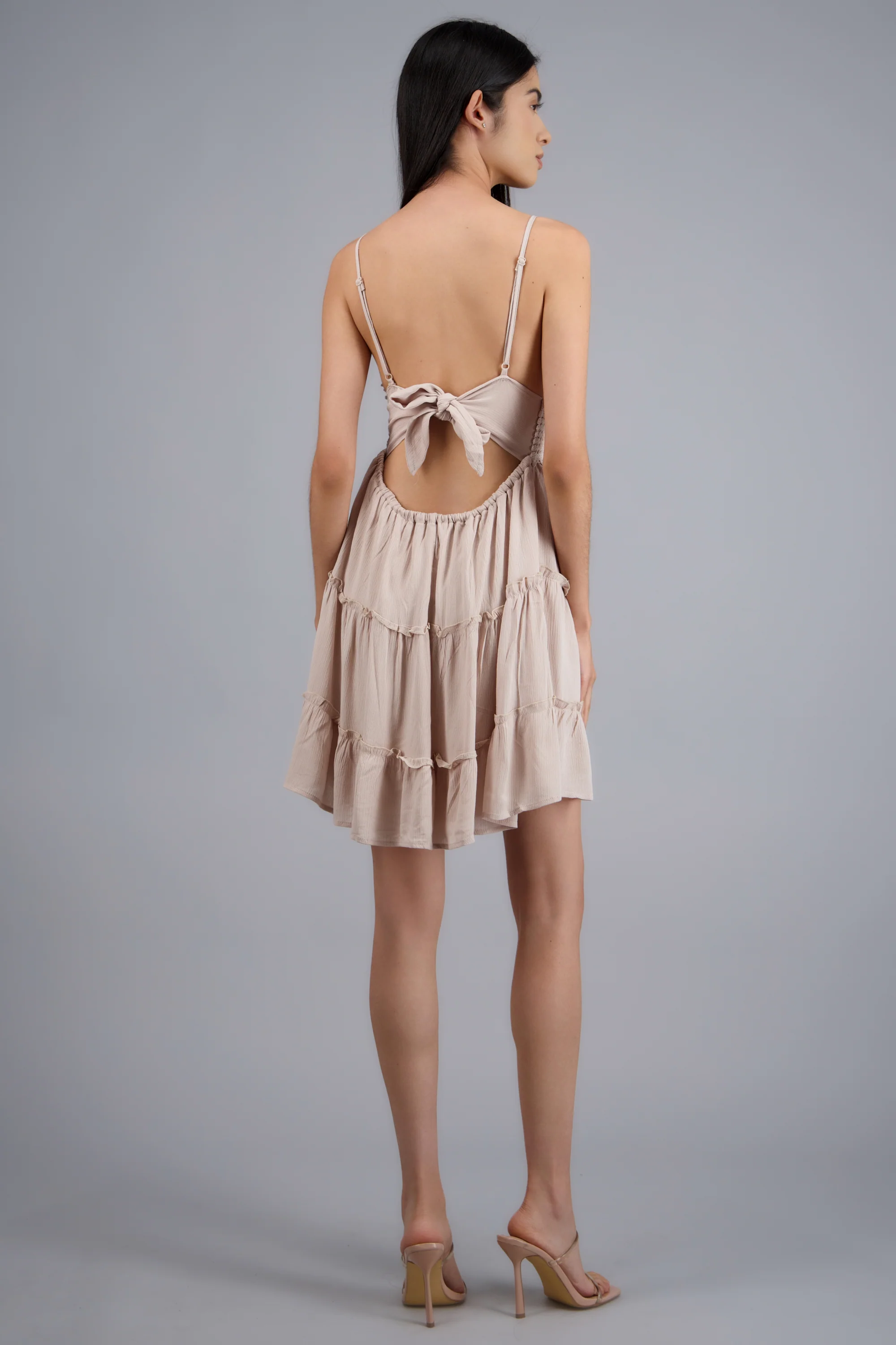 VESTIDO MINI LISO CON CROCHET - Image 4