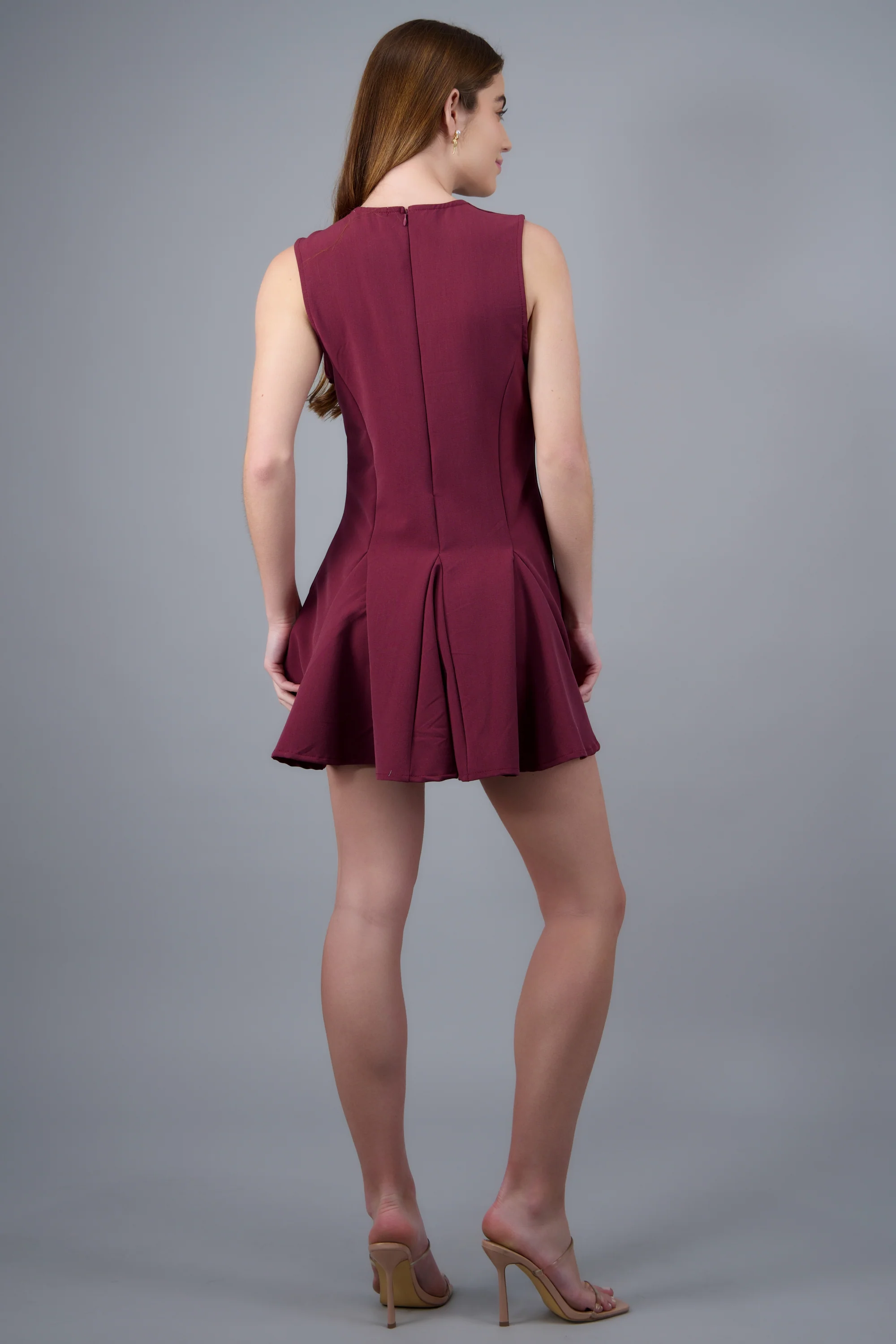 Vestido mini sin mangas detalle moños - Image 4