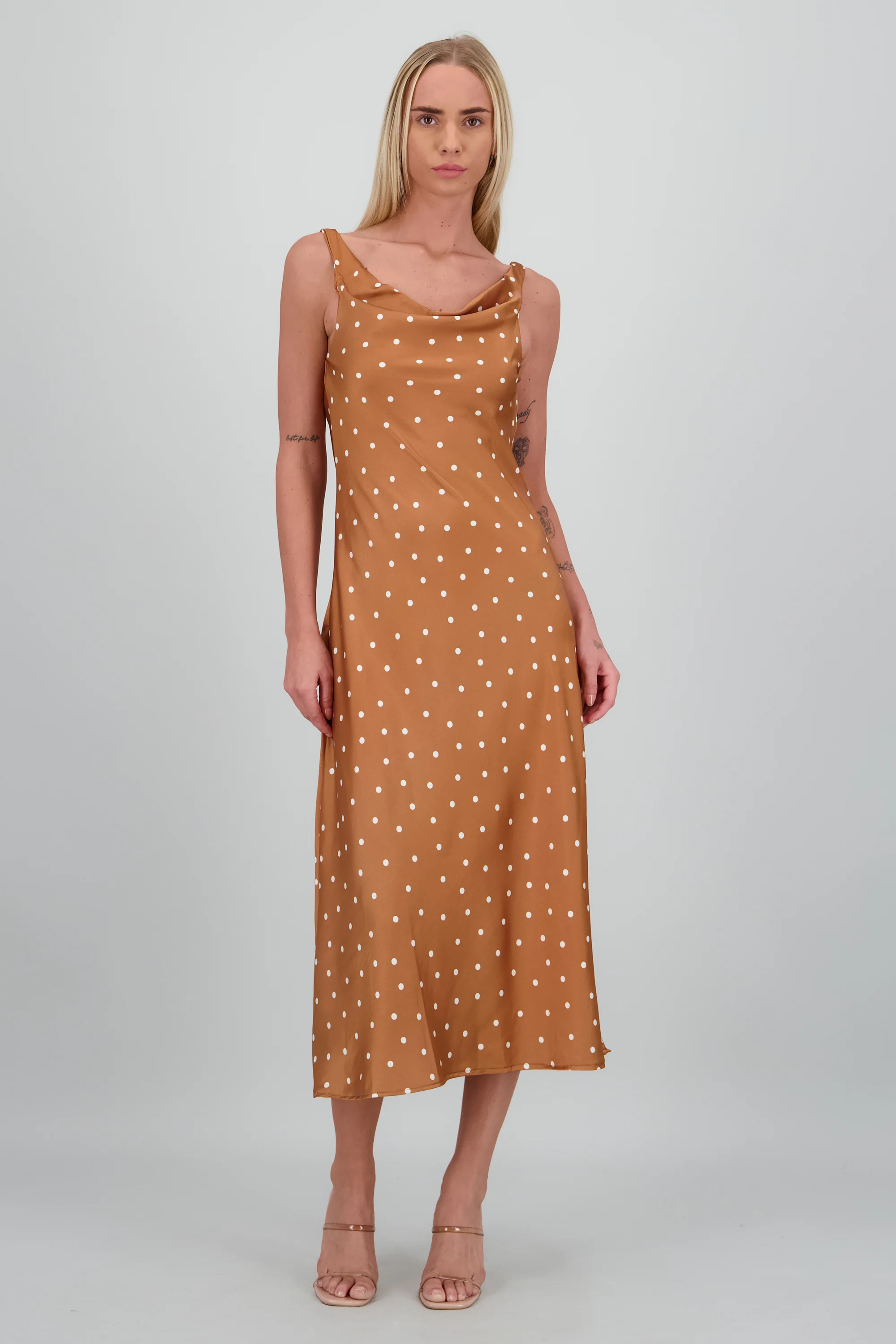 Vestido polka drapeado